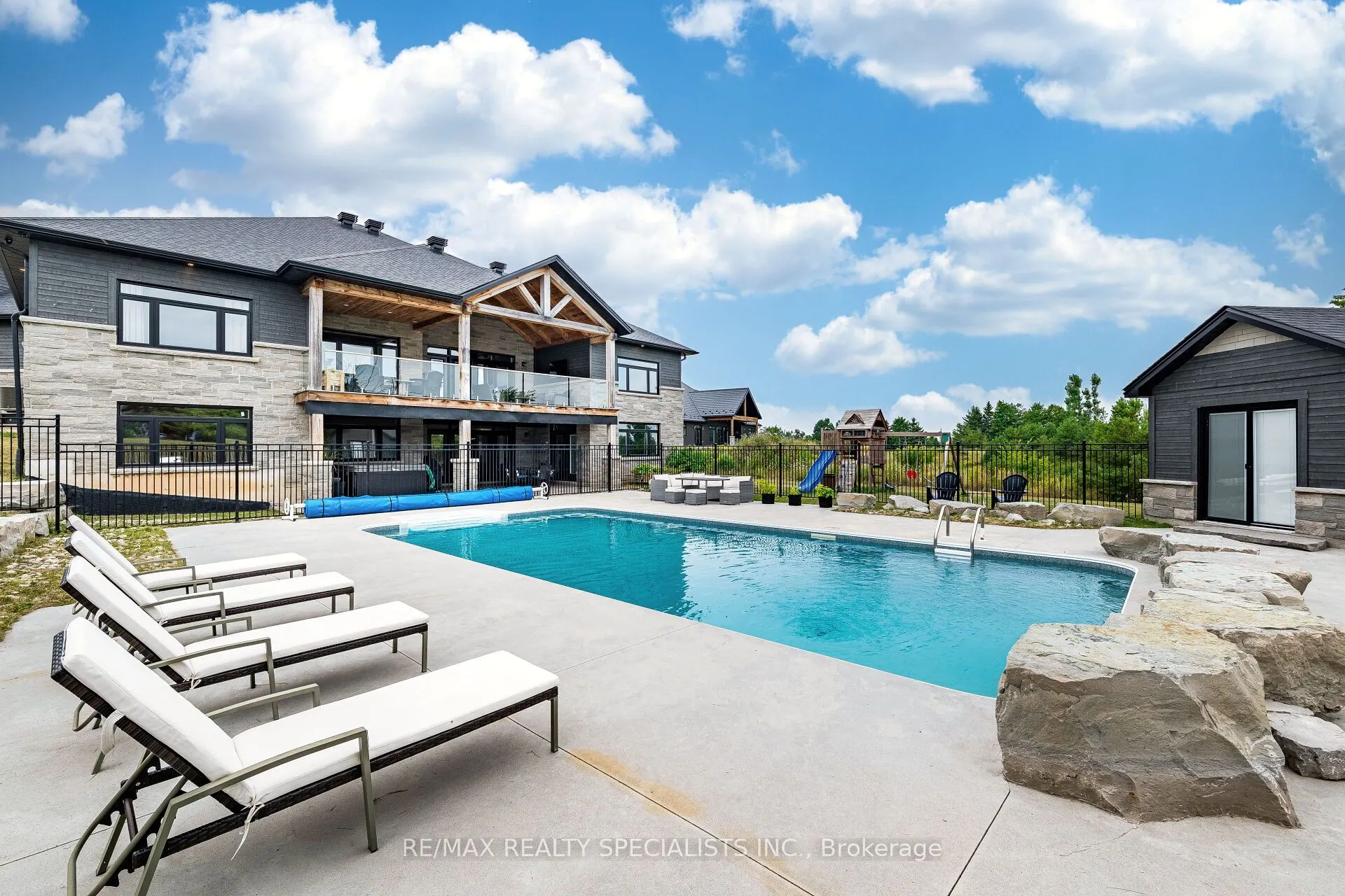 6 Rutledge Heights
