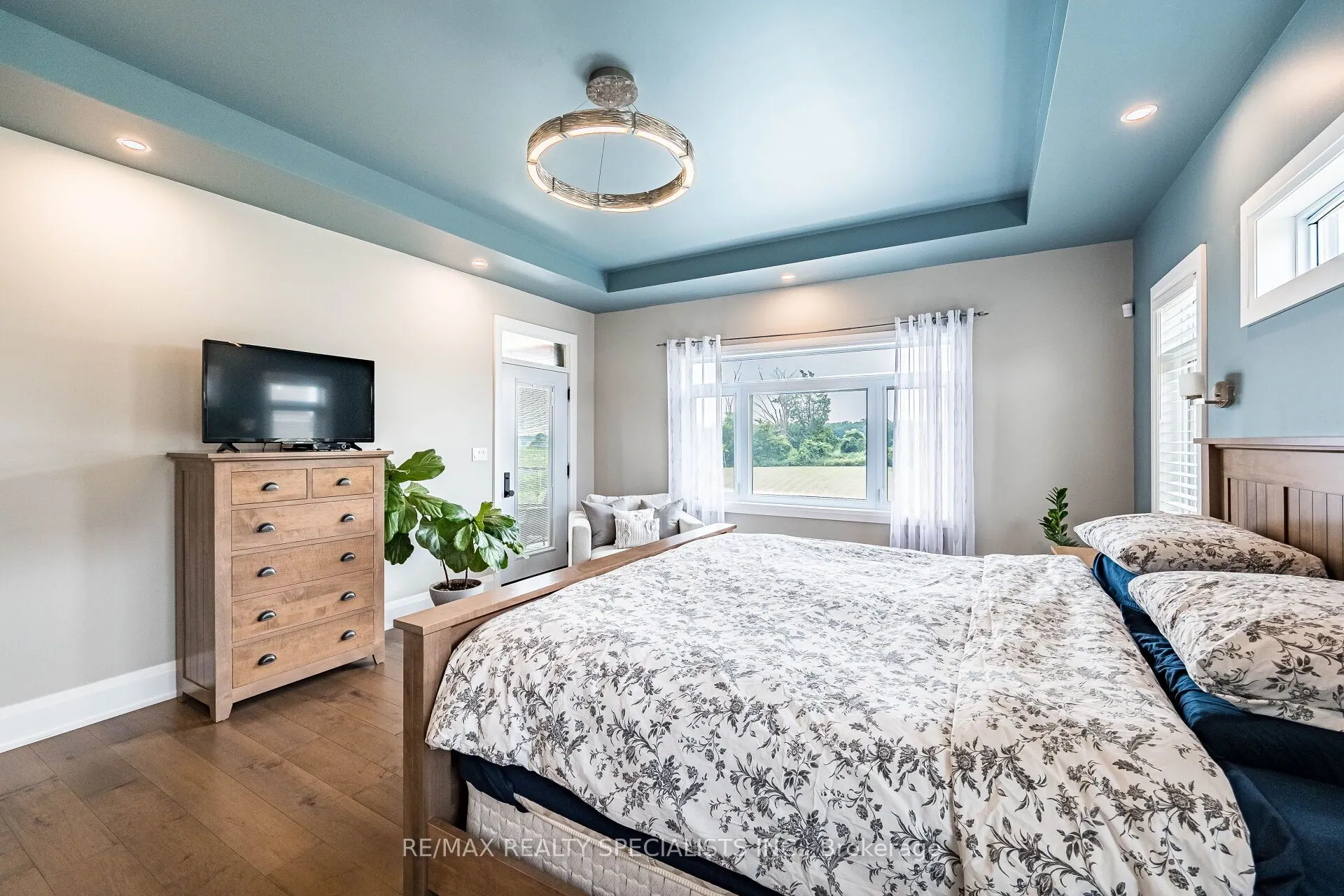 6 Rutledge Heights