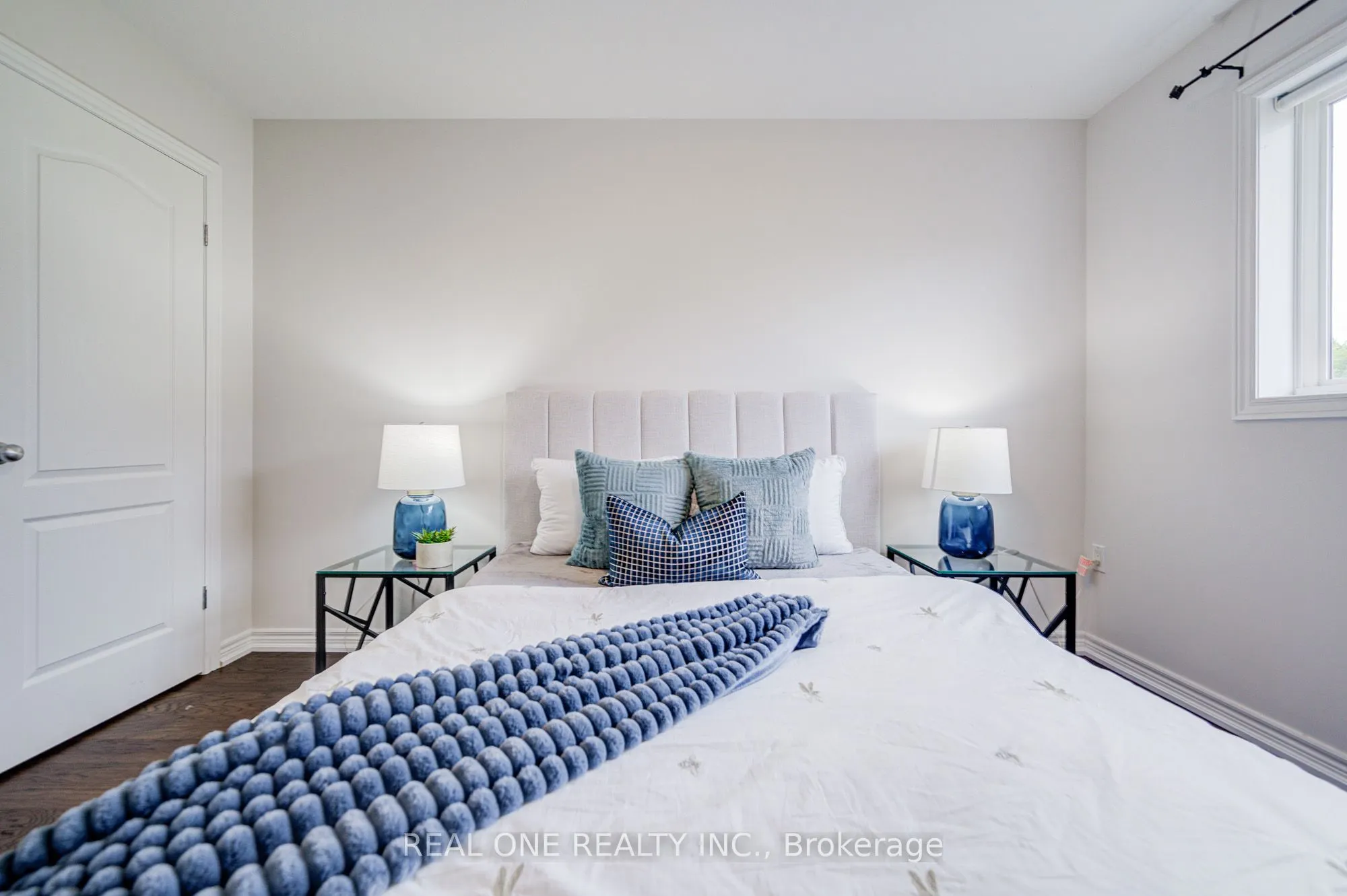36 Palacebeach Trail