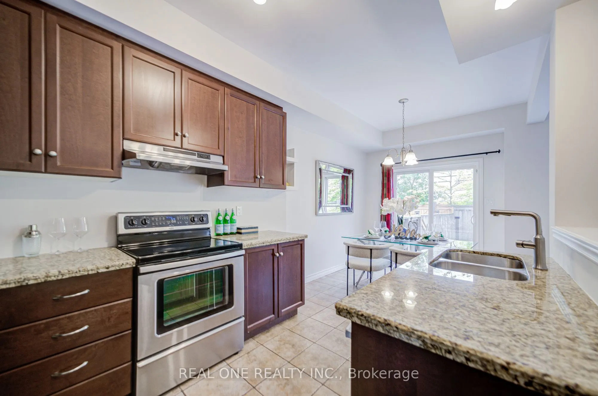 36 Palacebeach Trail