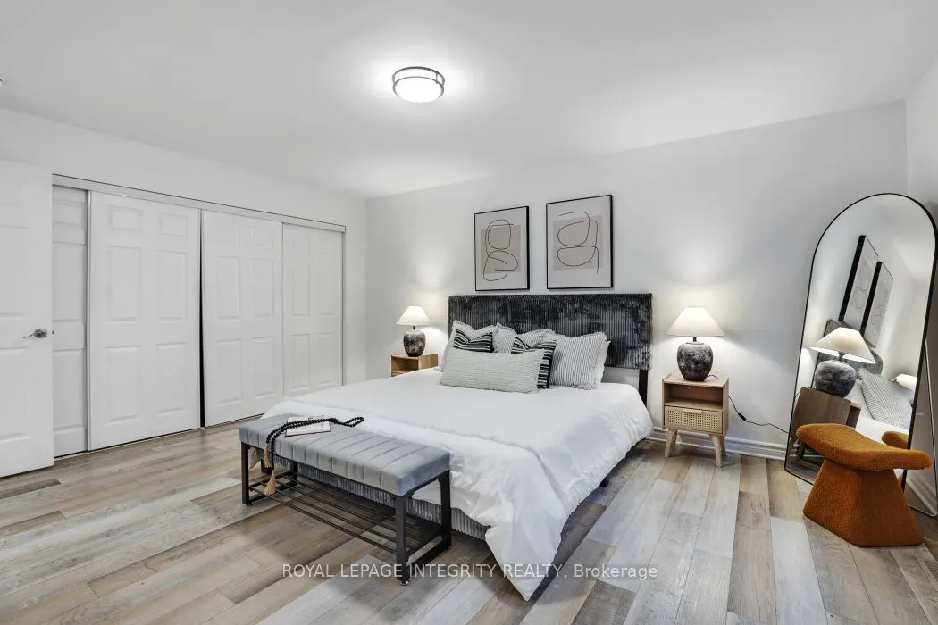 282 Jasper Crescent
