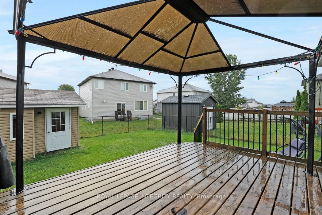 282 Jasper Crescent