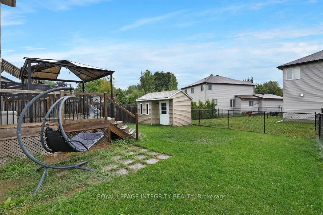 282 Jasper Crescent