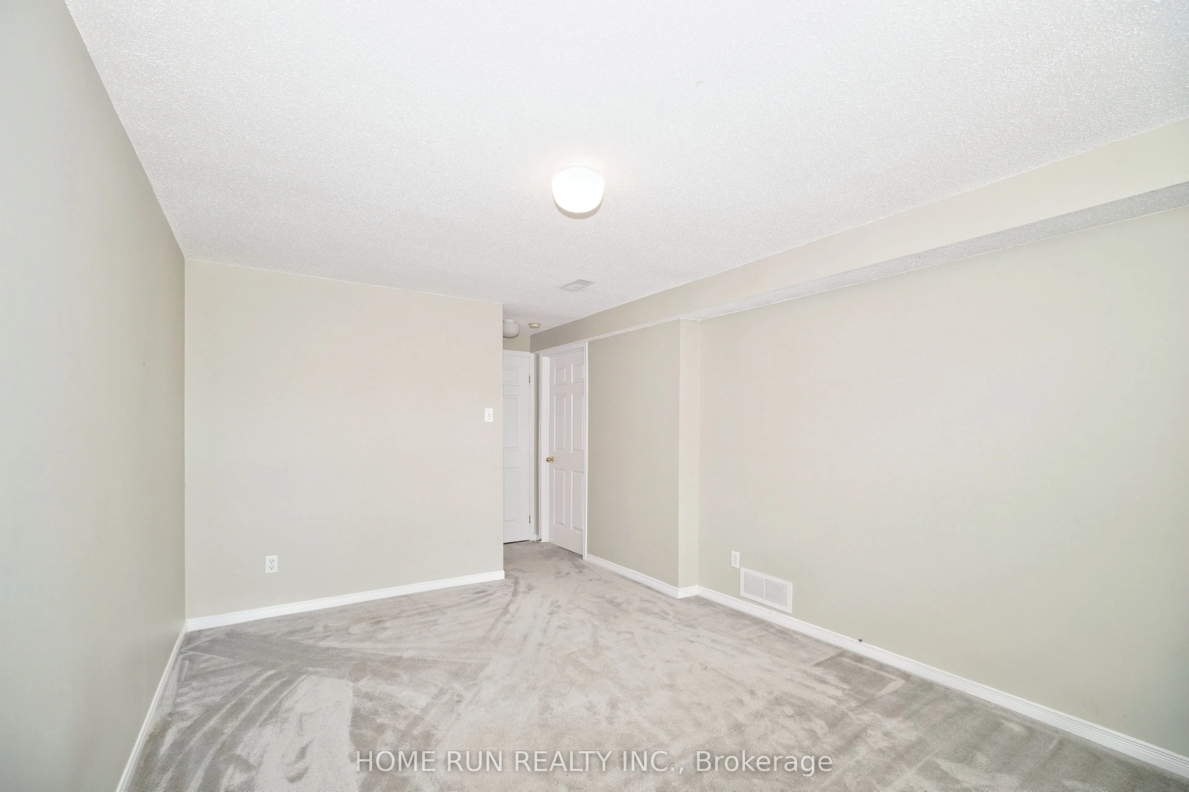 44 BANCHORY Crescent