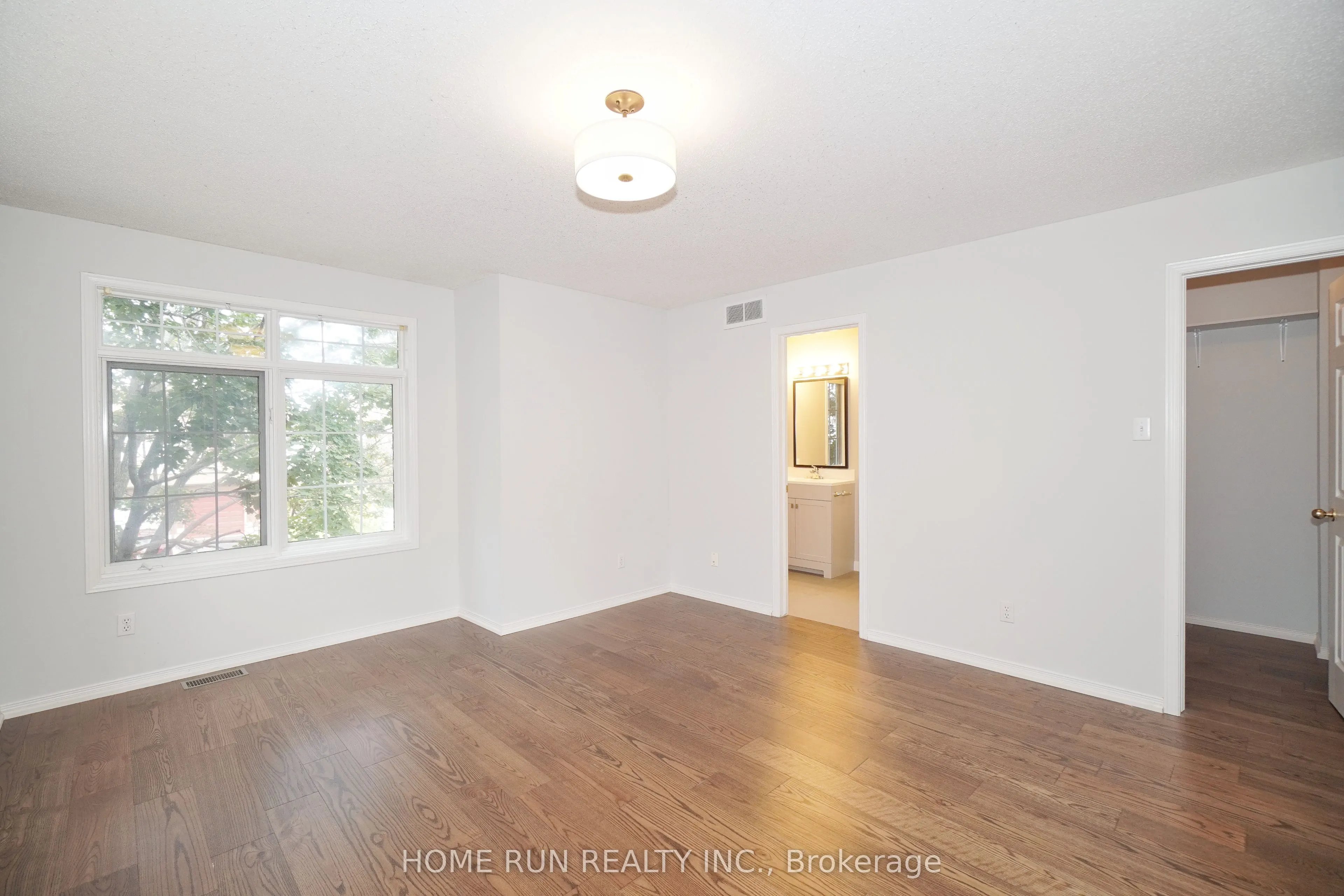 44 BANCHORY Crescent