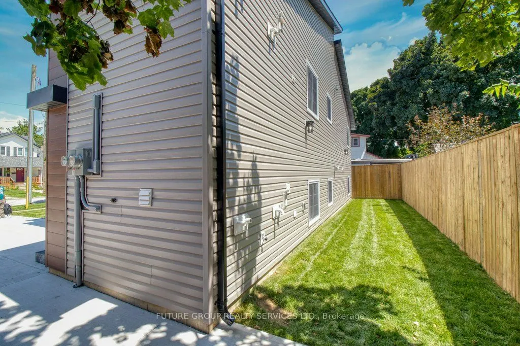 109 Penrose Street