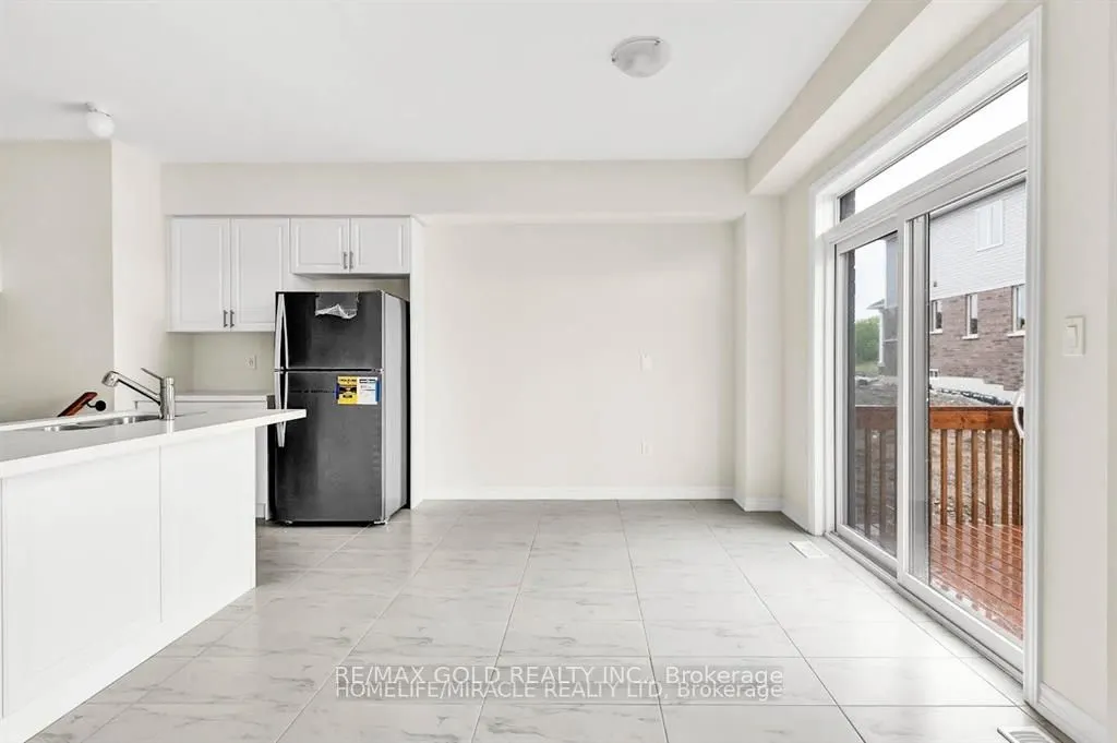 6 Mears Road