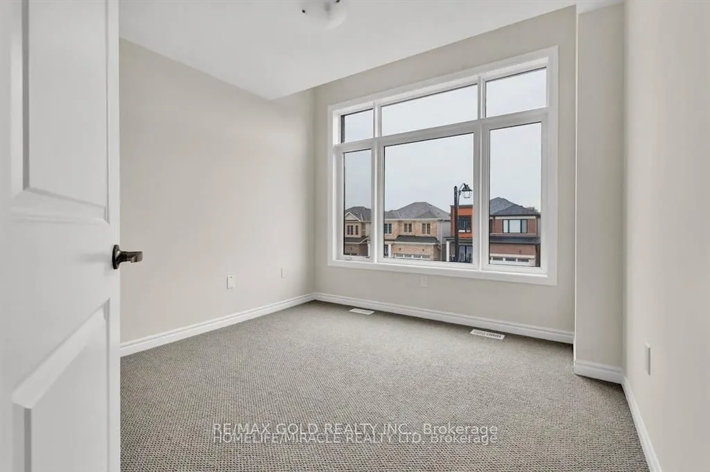 6 Mears Road