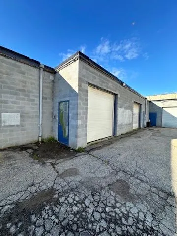 1560 Dundas Street, #3