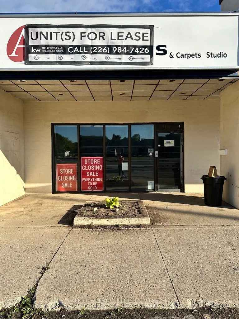 1560 Dundas Street, #3