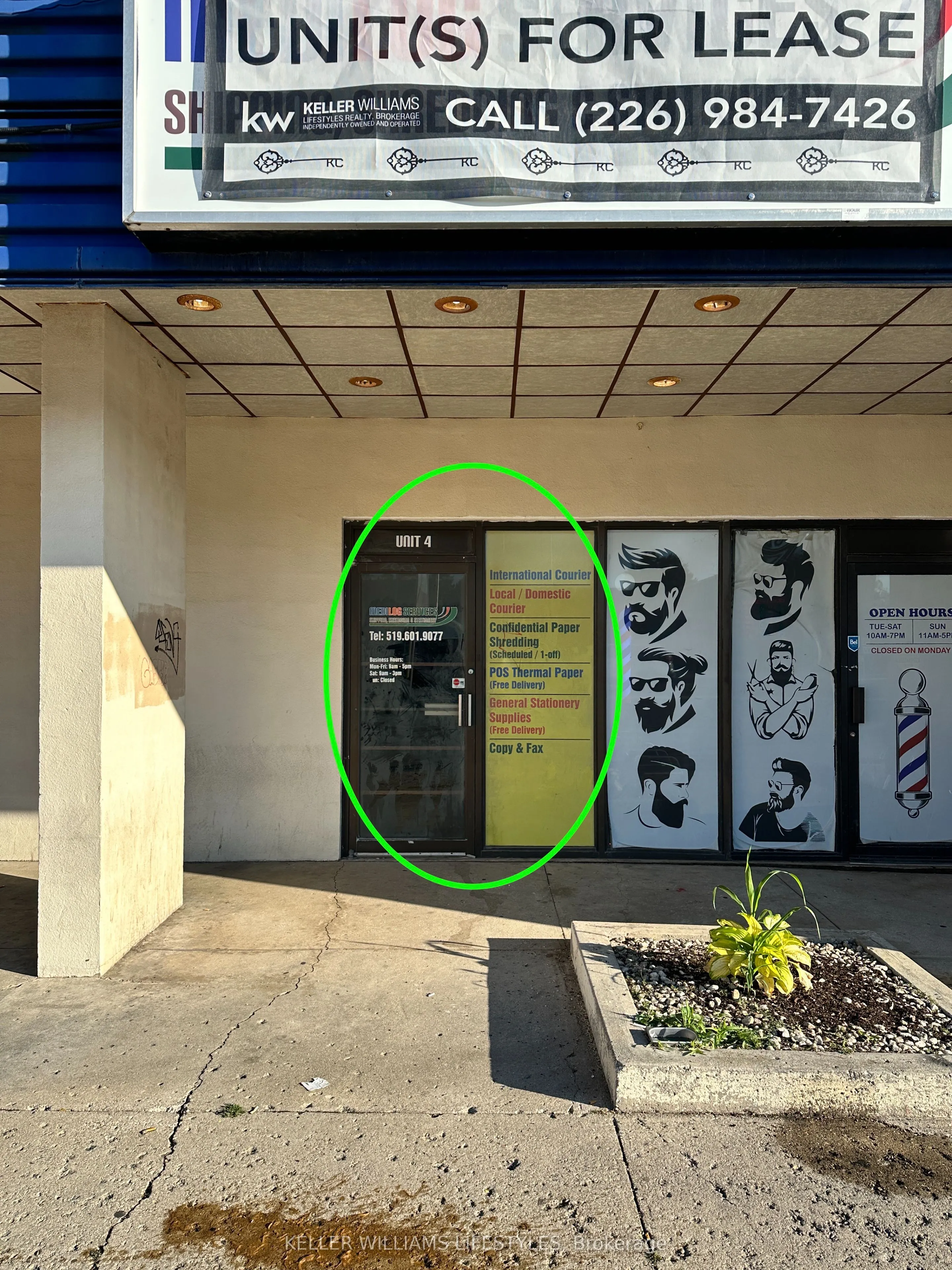 1560 Dundas Street, #4