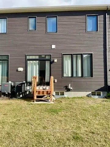 709 Megrez Way., Ottawa E