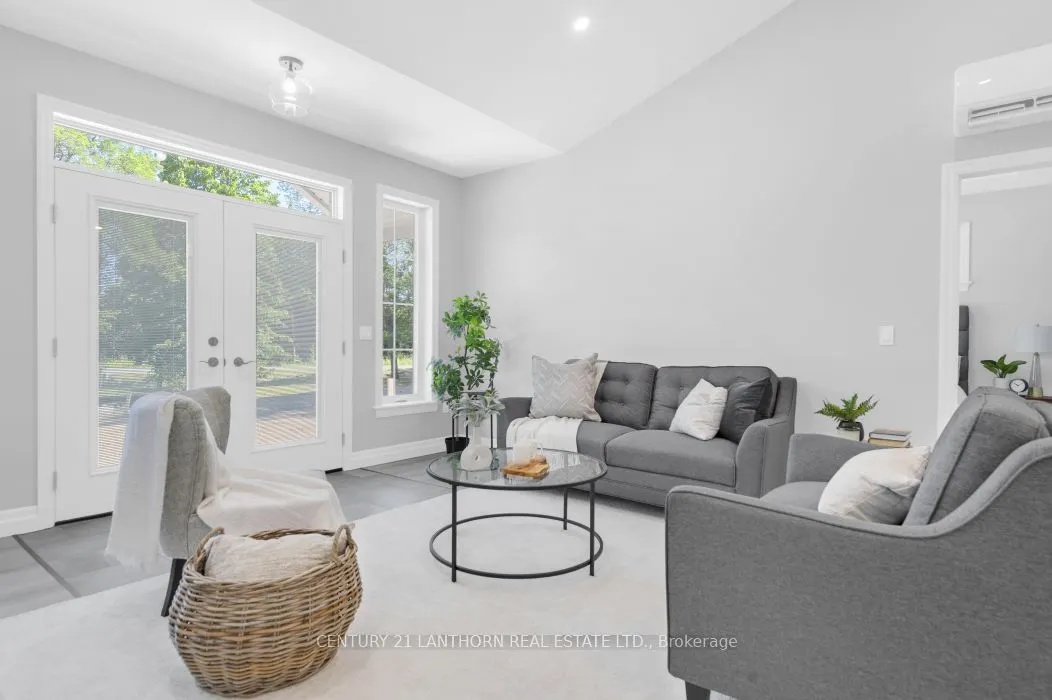 1713 Hollowview Road