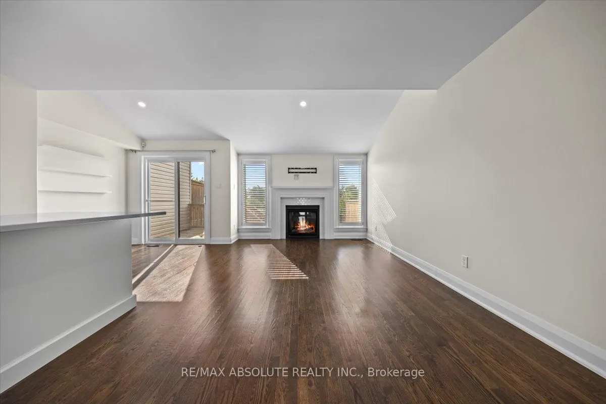 230 PURCHASE Crescent