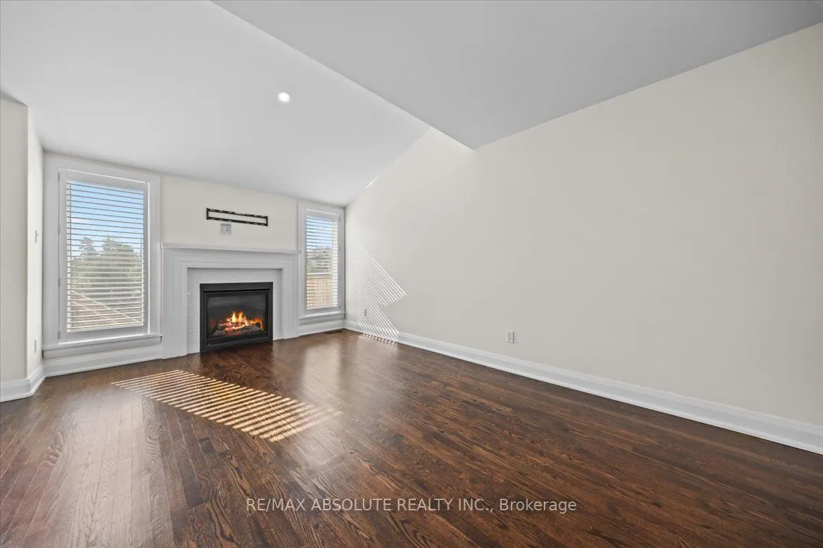 230 PURCHASE Crescent