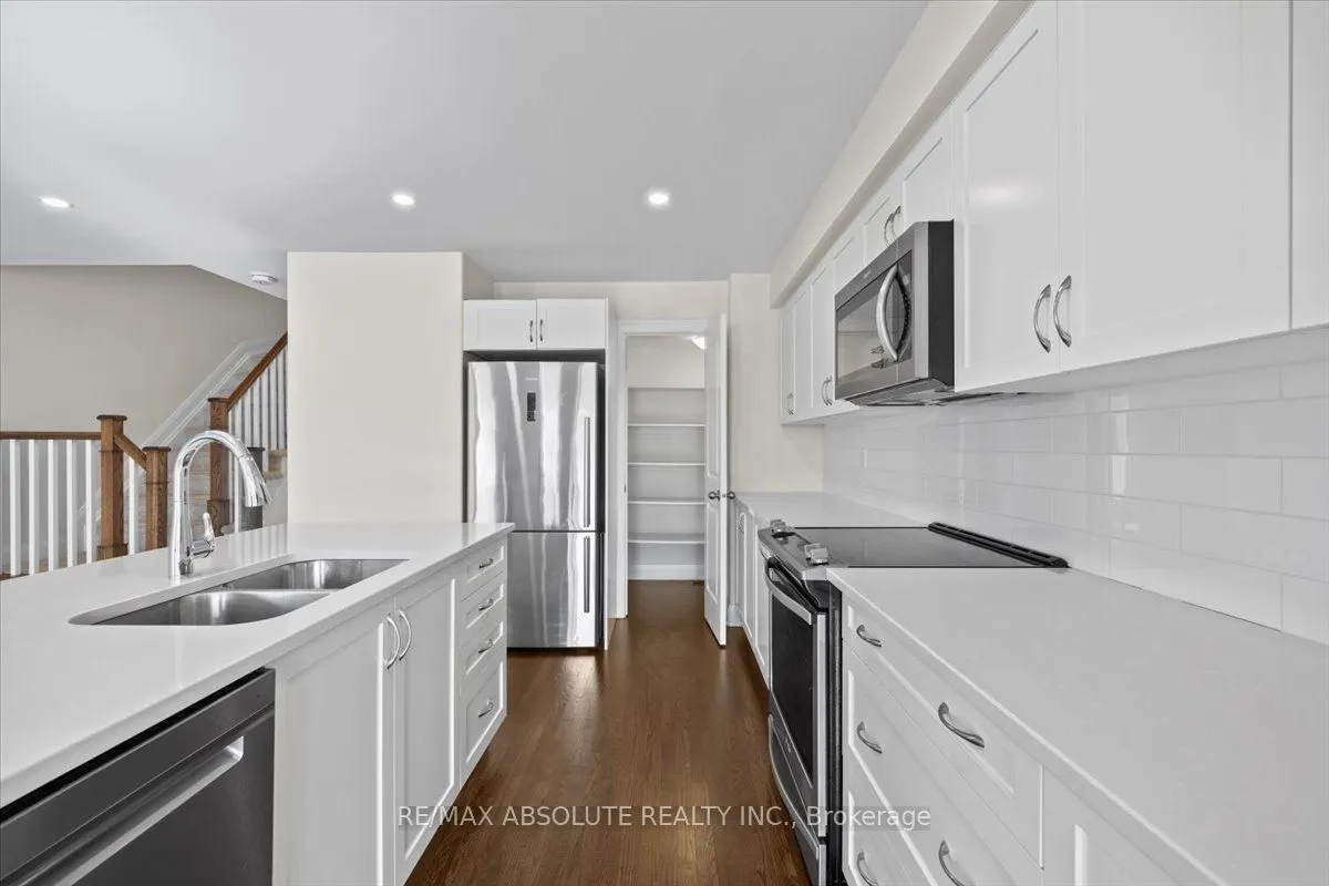 230 PURCHASE Crescent