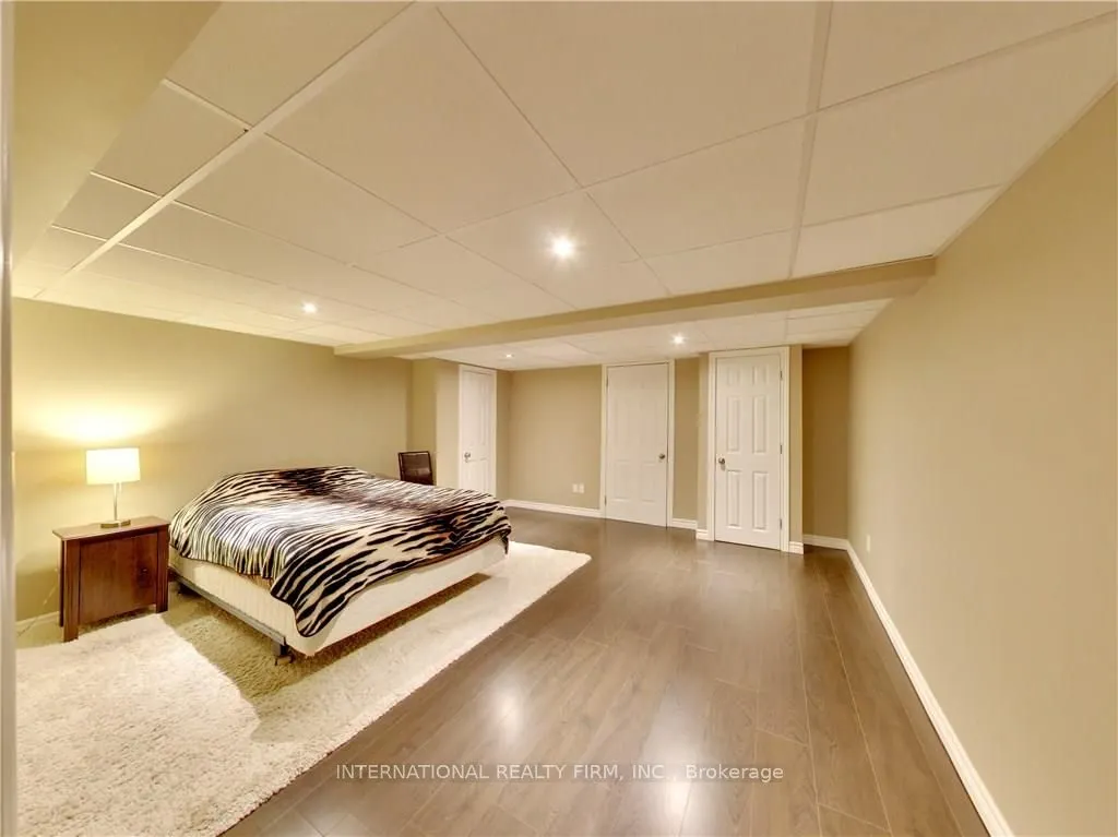 5 Regis Court, #Basement