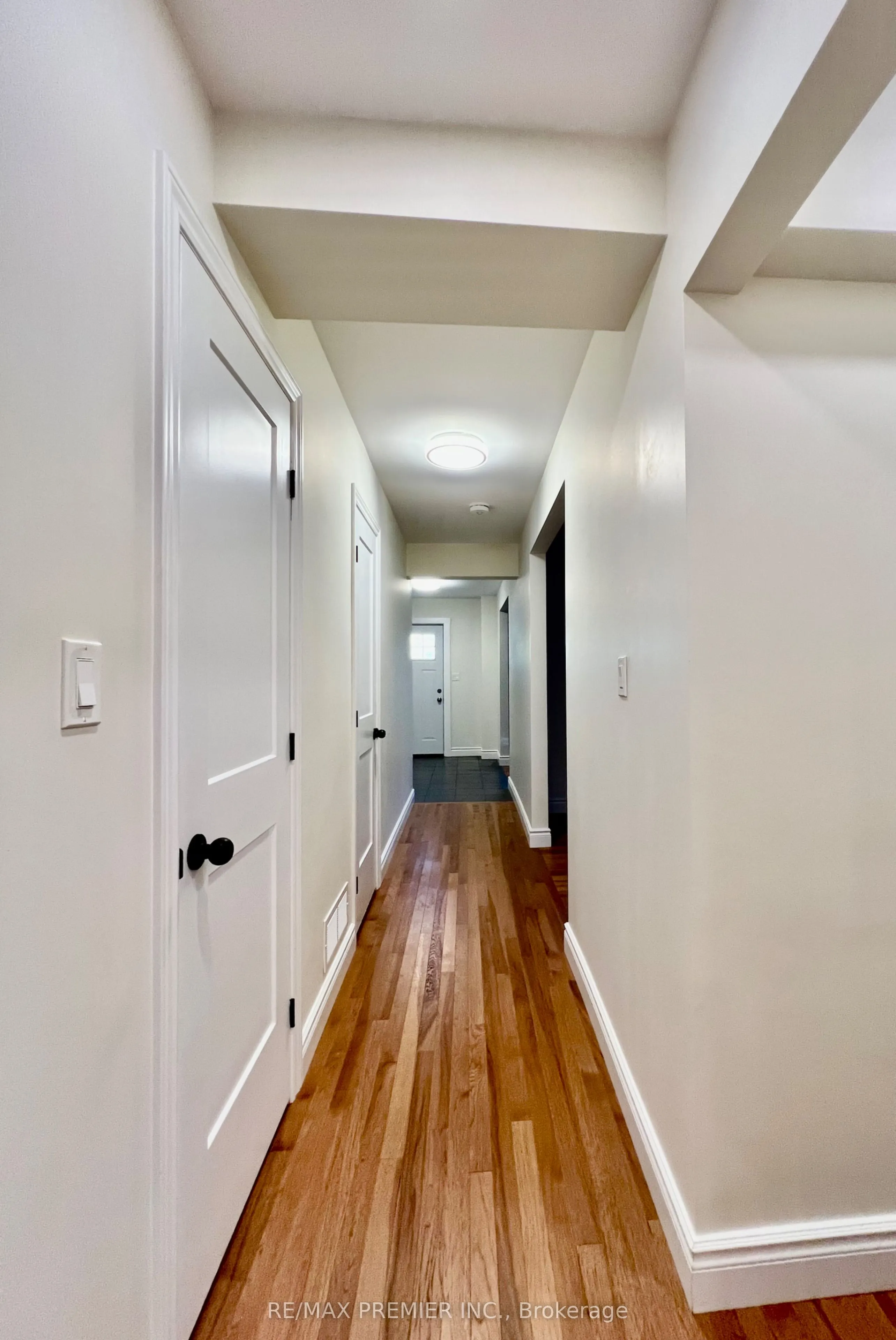 10 Patrick St
