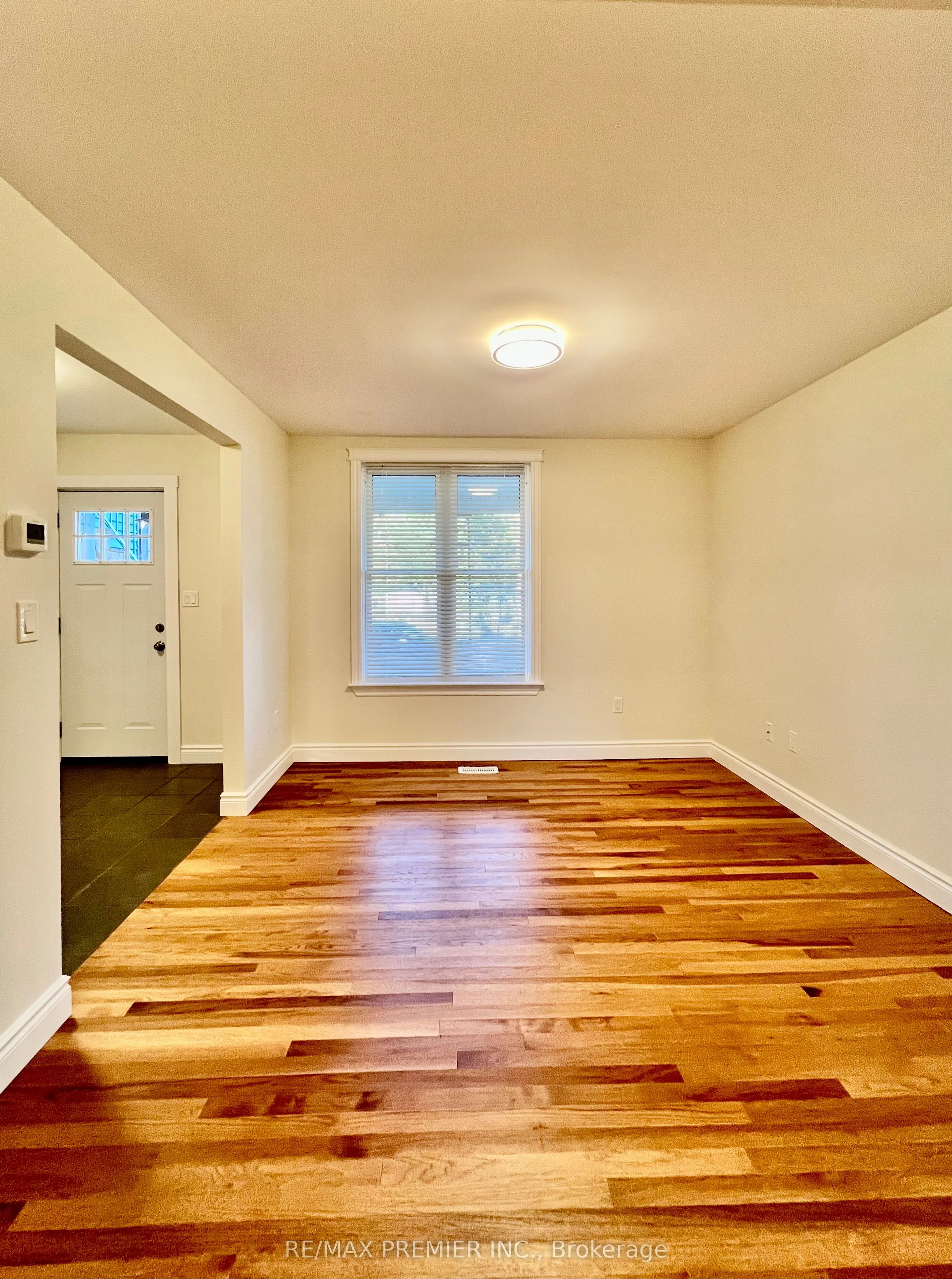 10 Patrick St