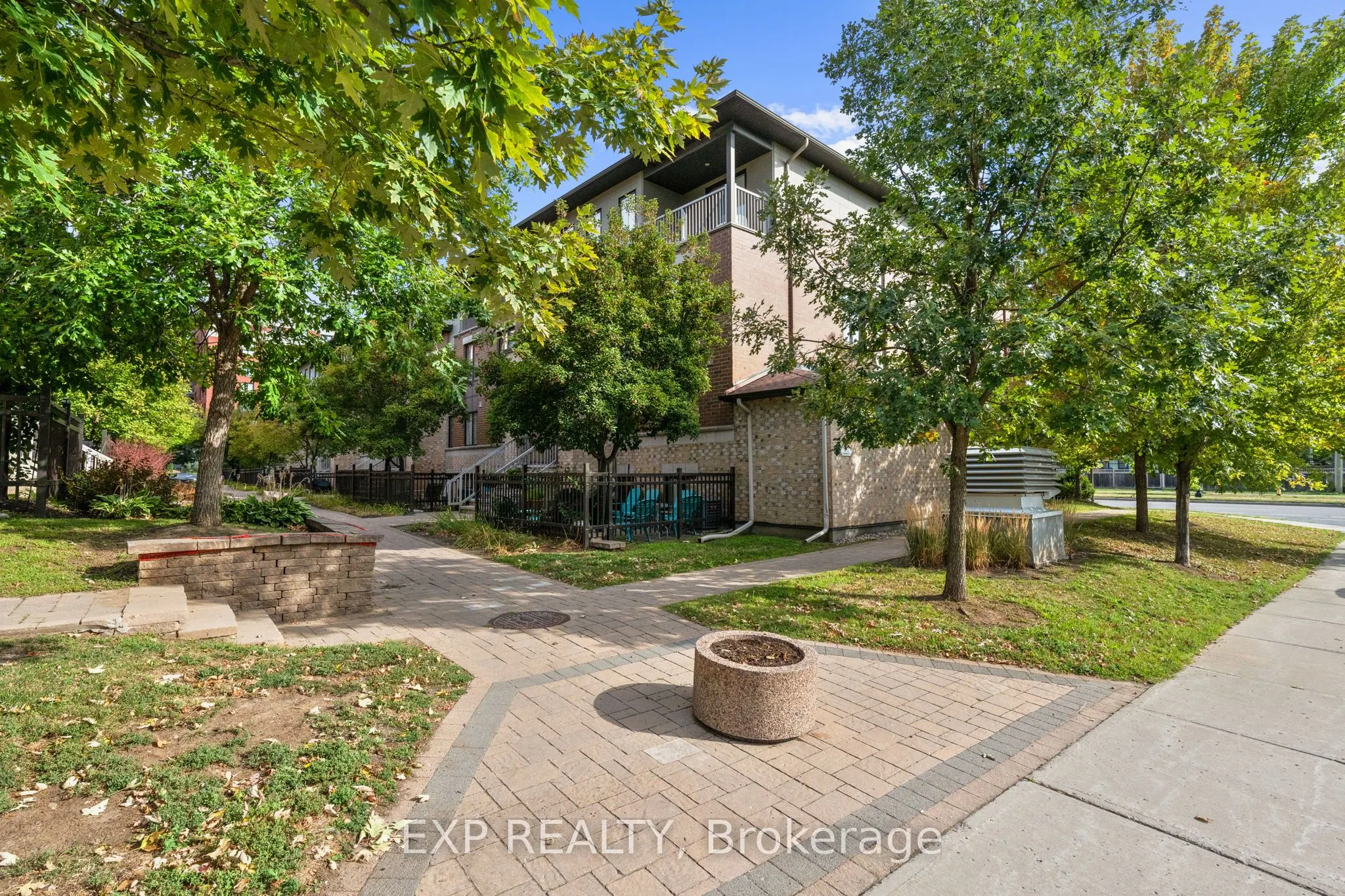 114-A Lindenshade Drive, #A