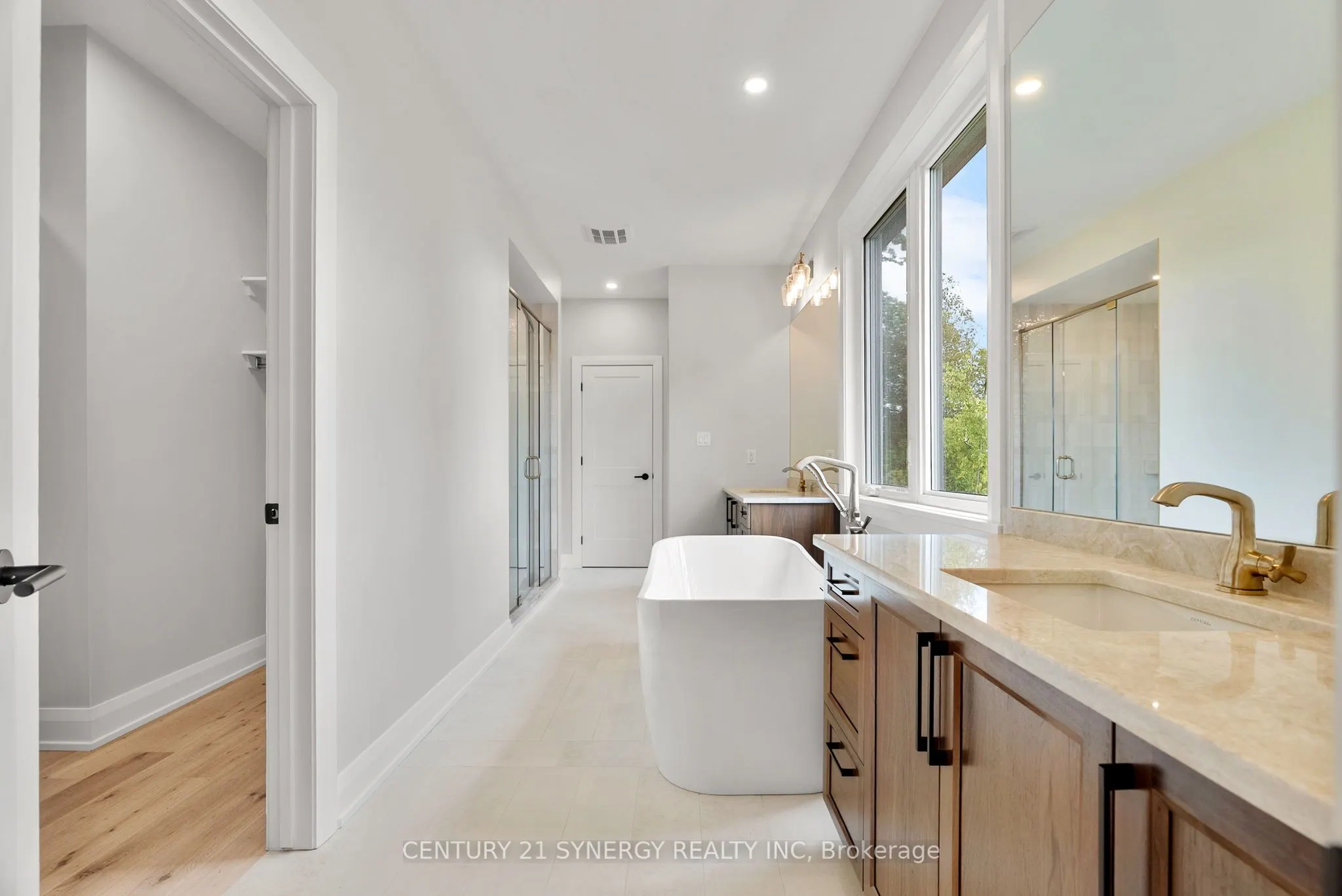 269 CABRELLE Place