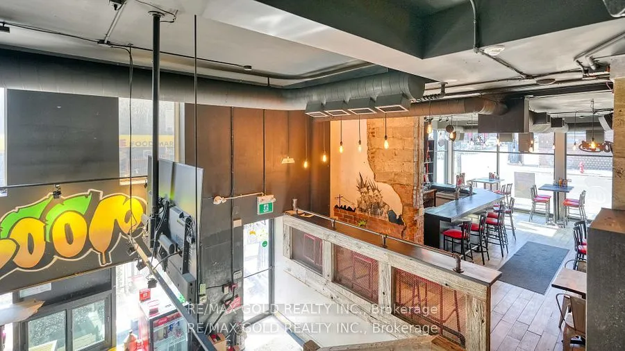 272 King Street W