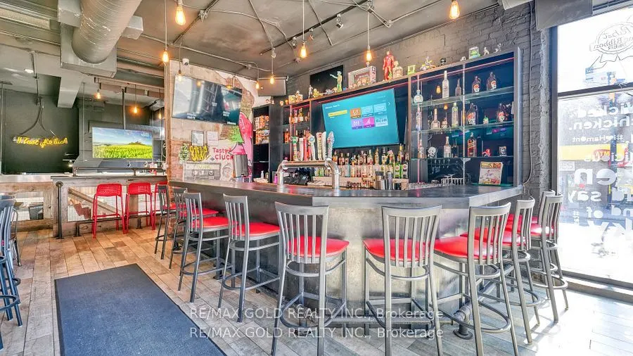 272 King Street W