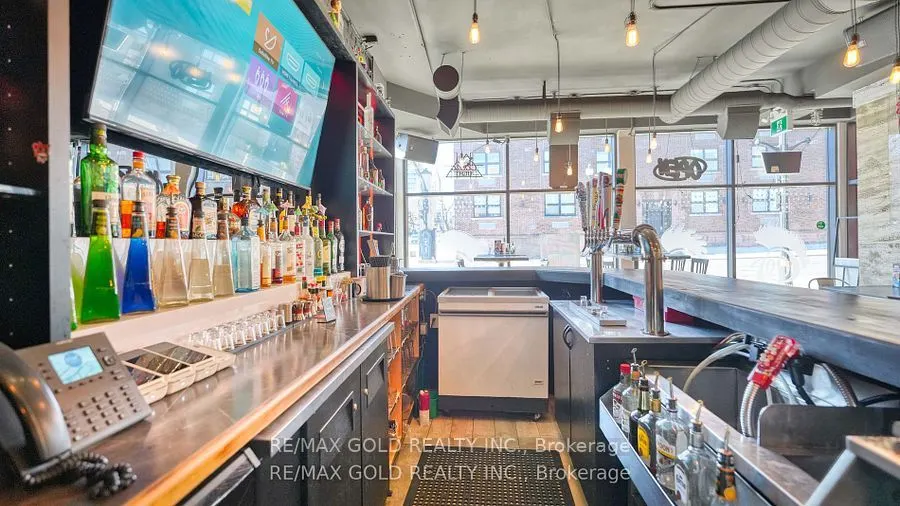 272 King Street W