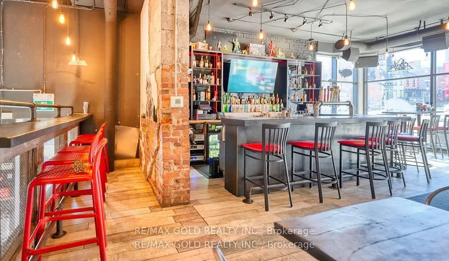 272 King Street W