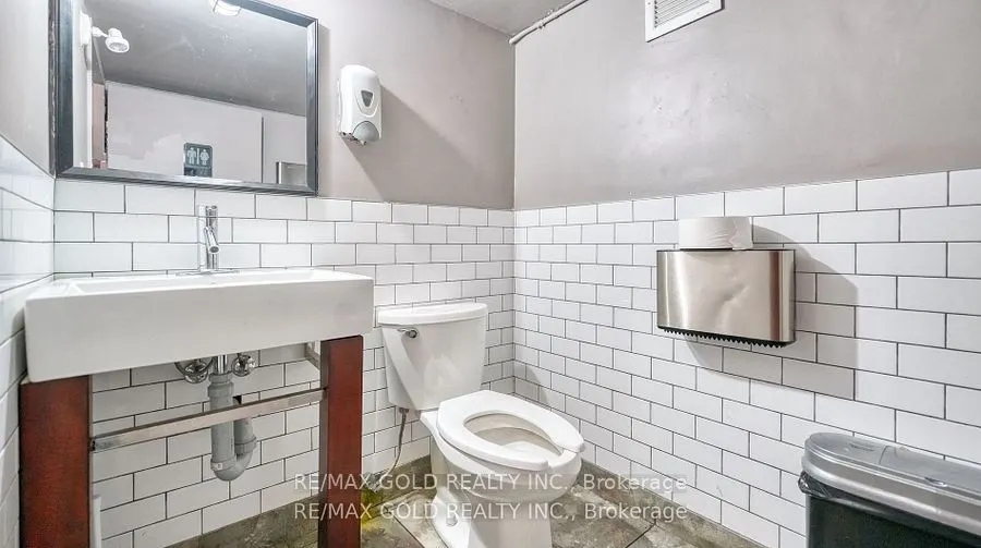 272 King Street W