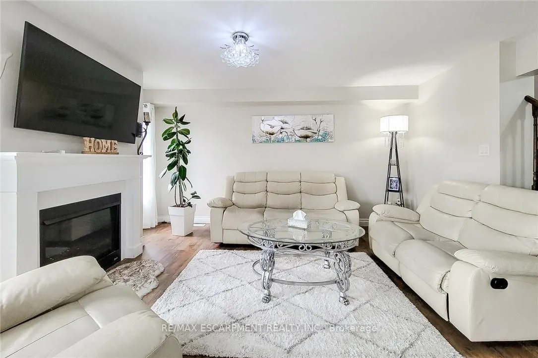 76 MCALLISTAR Drive