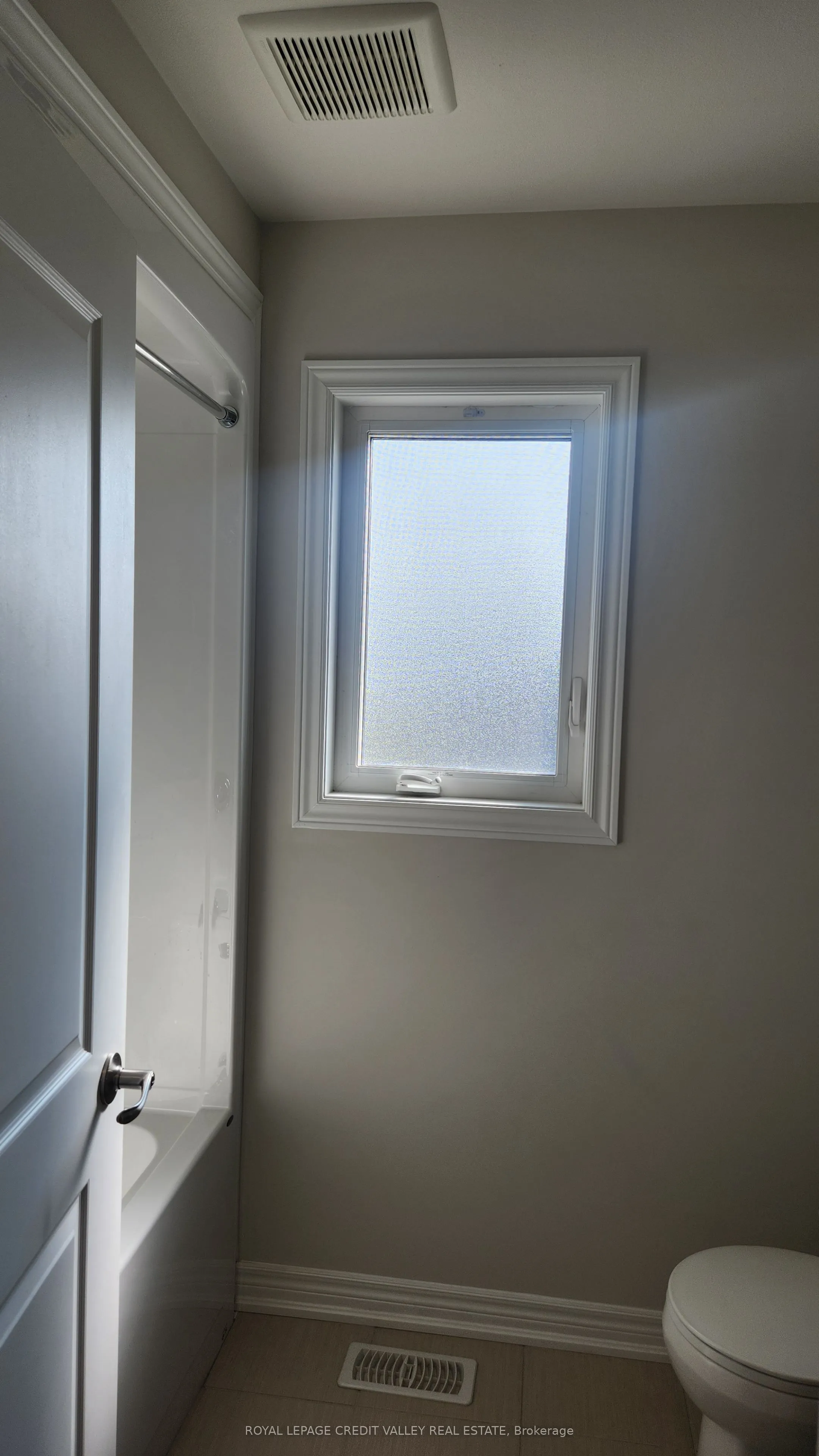 4 Sycamore Street