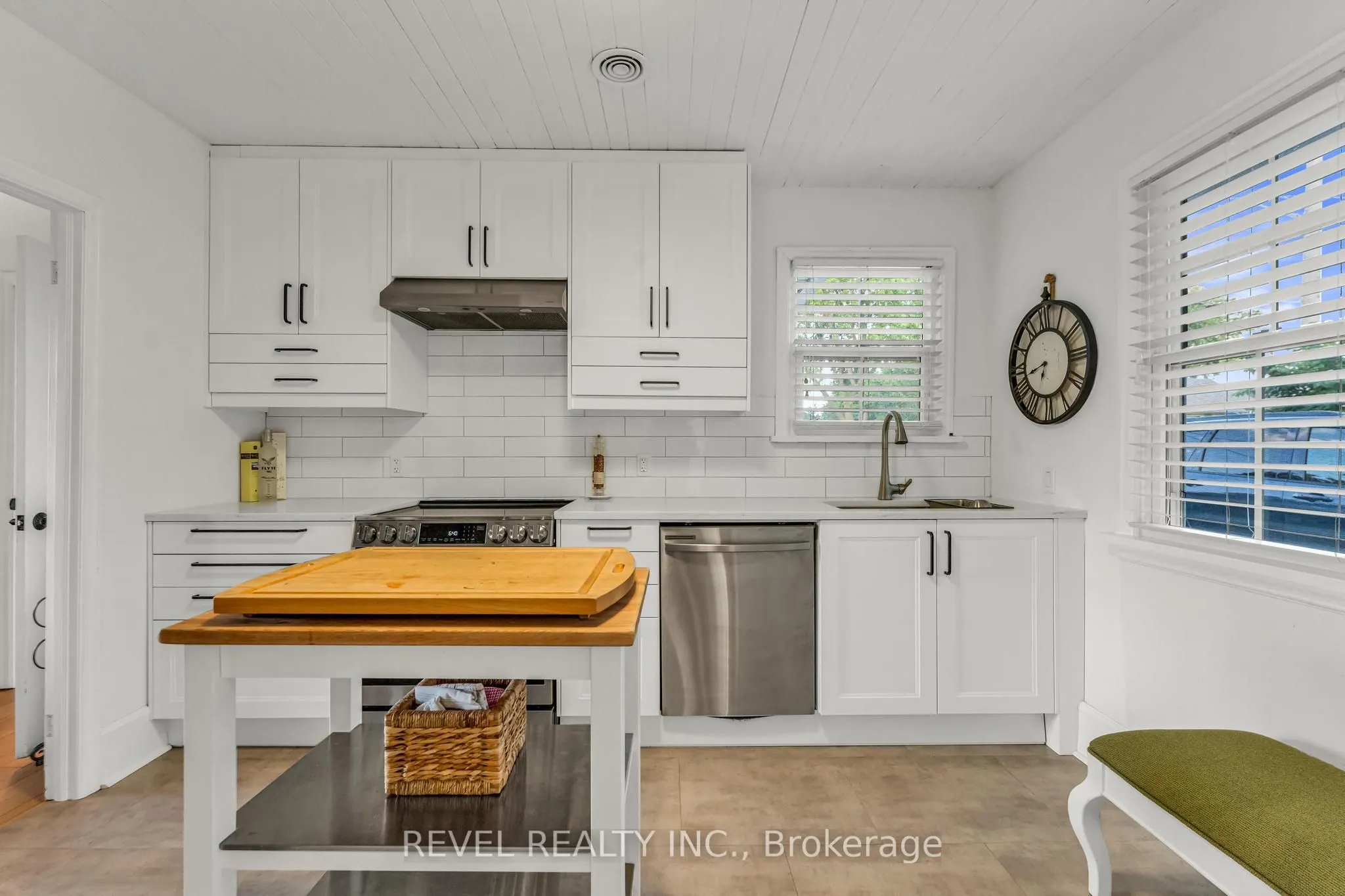 331 St Paul Street W