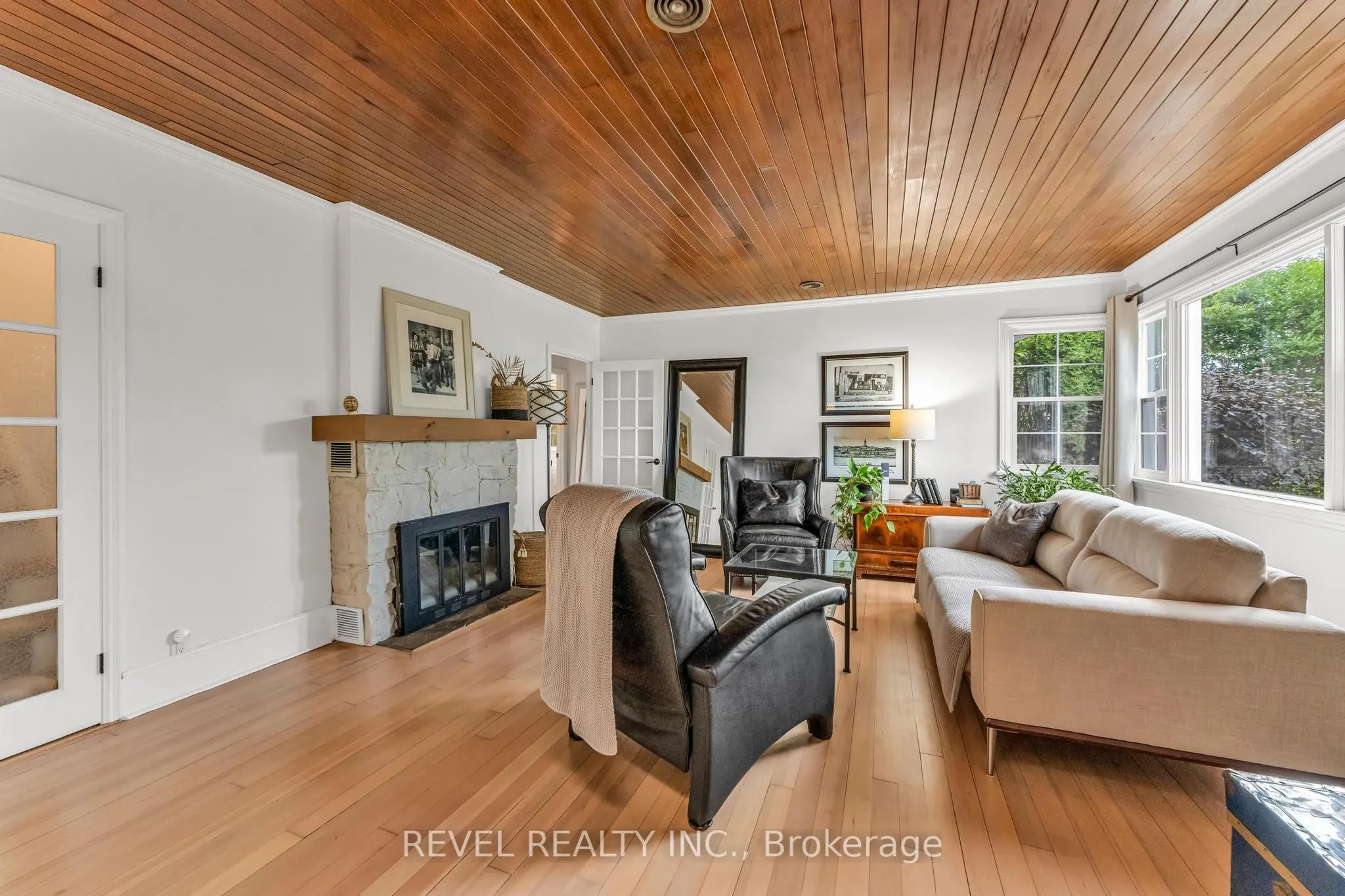 331 St Paul Street W