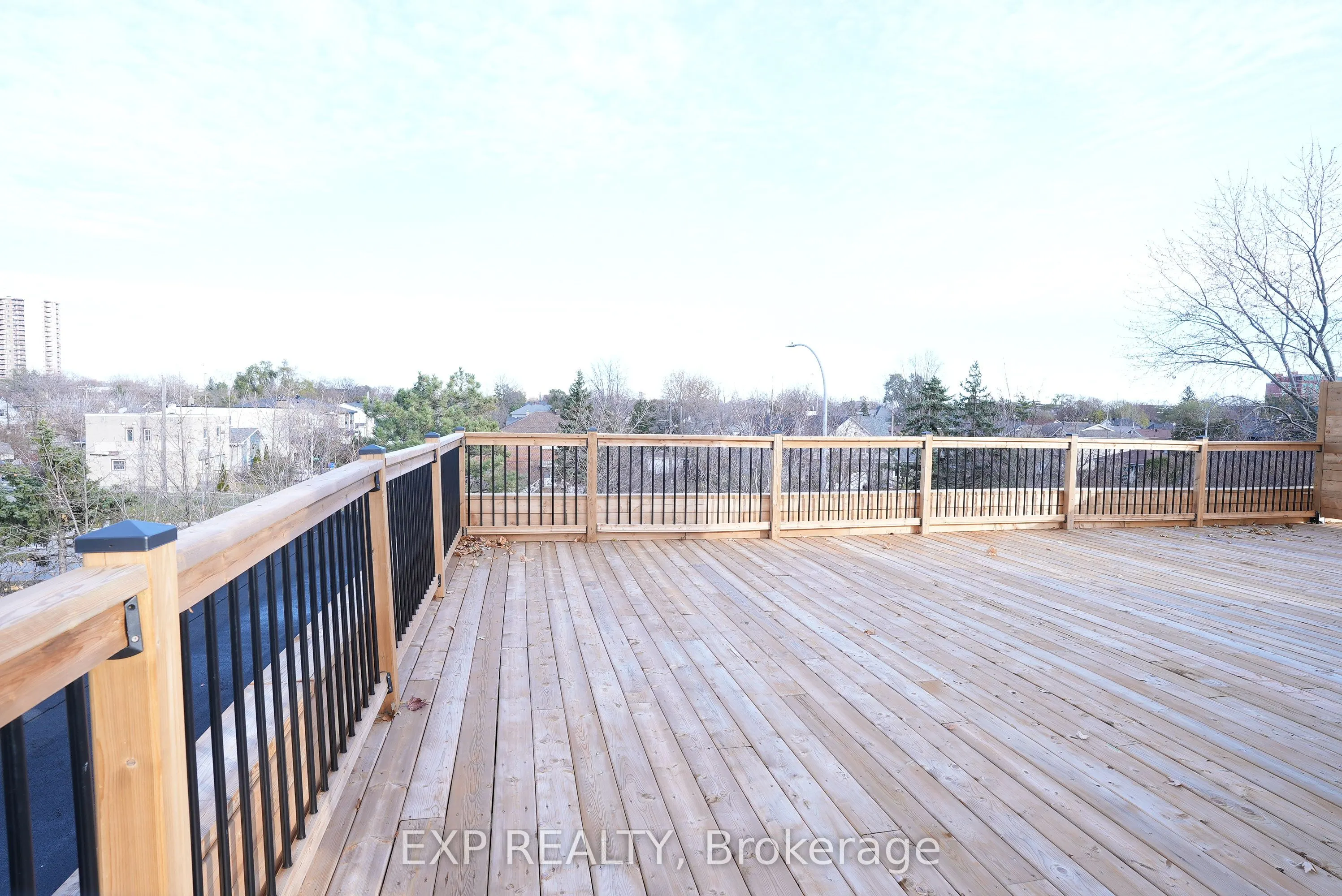 62 Columbus Avenue S