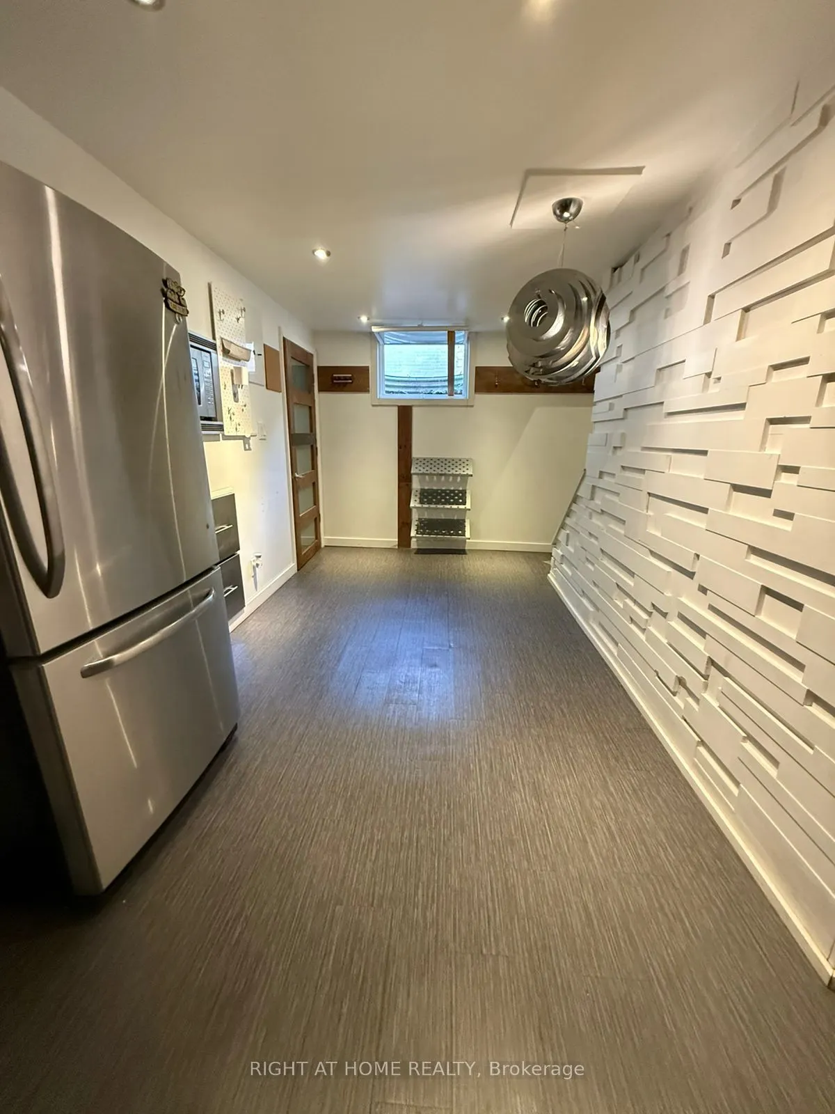 231 MICHAELMAS Street, #Basement