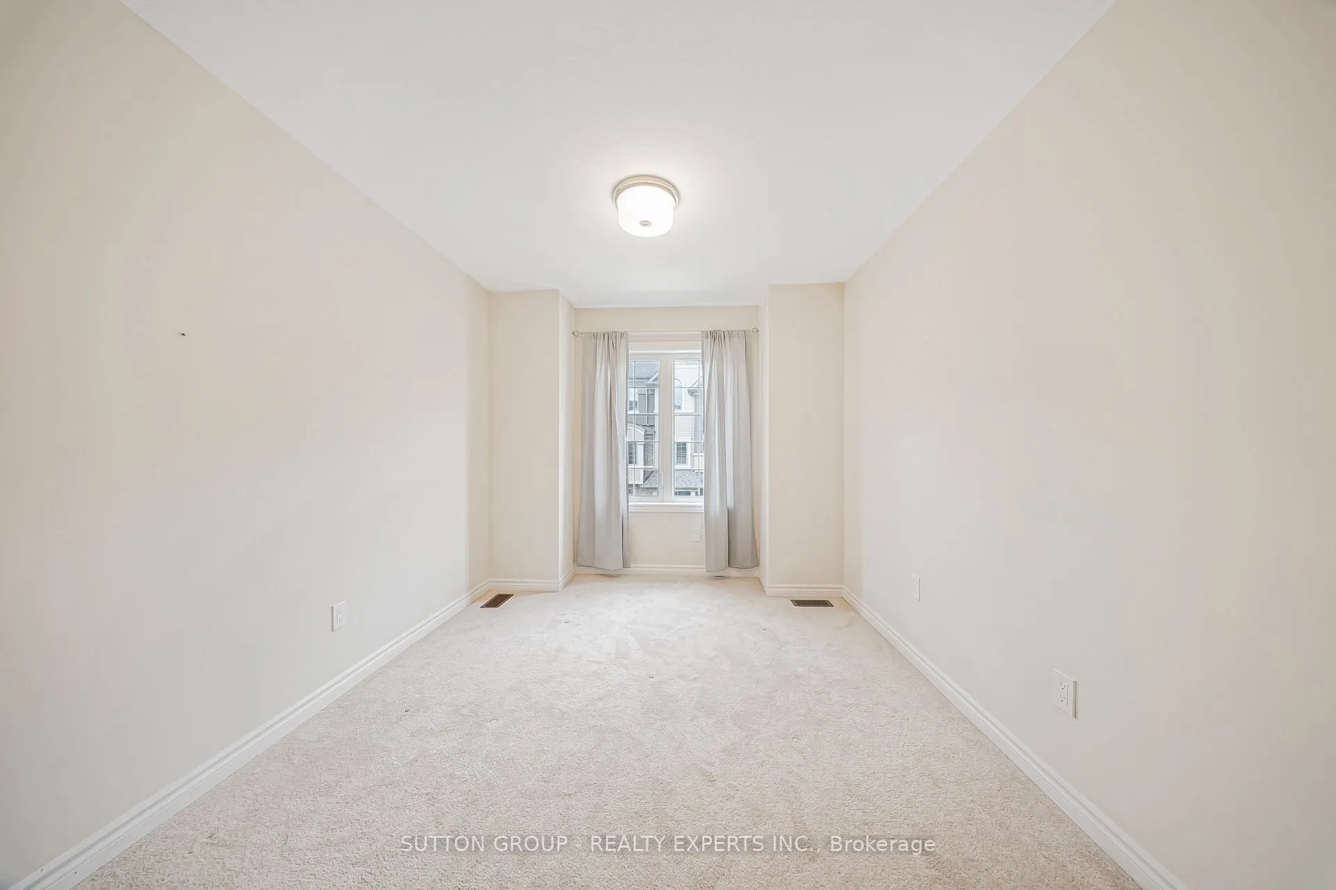 620 Colborne Street W, #69