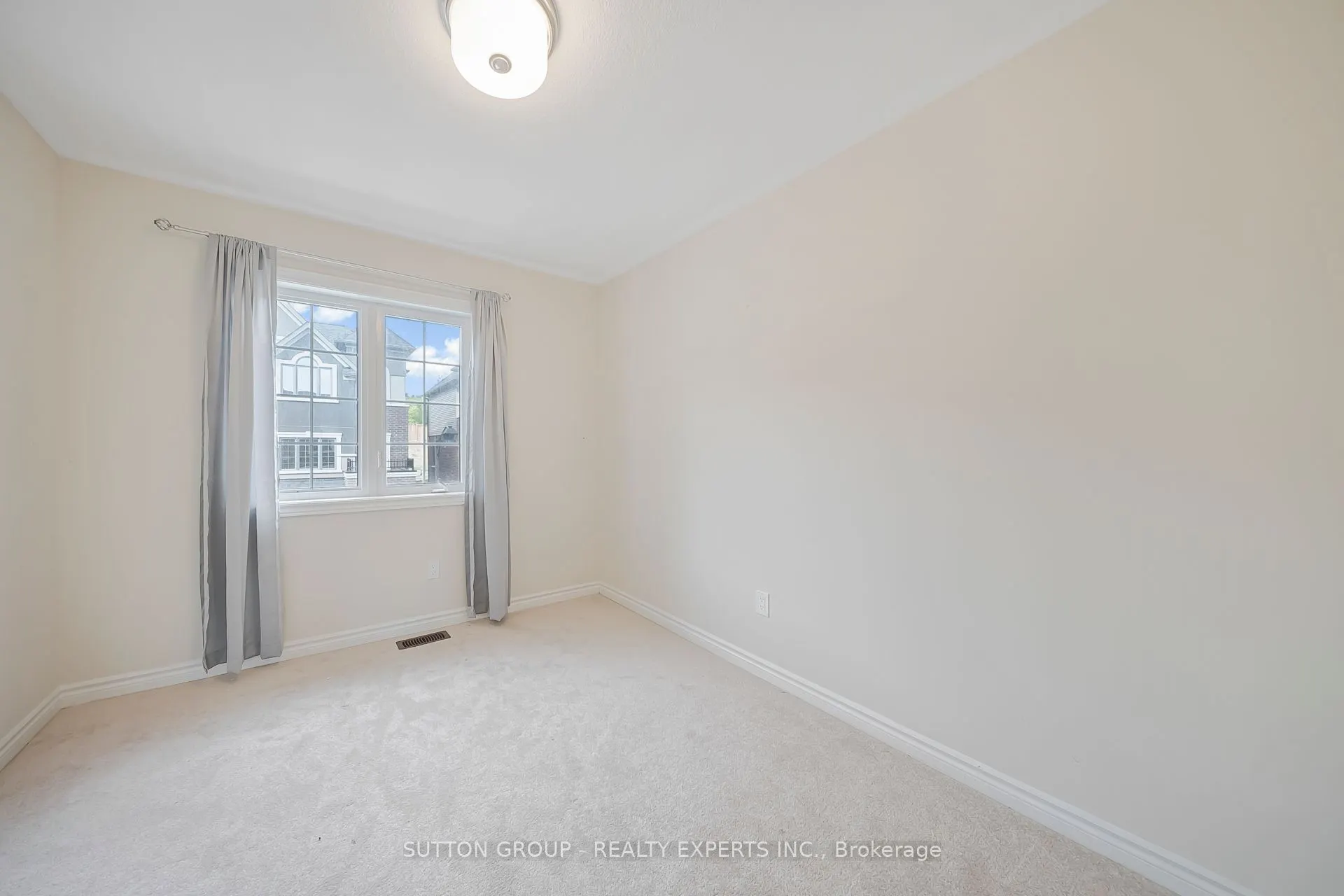 620 Colborne Street W, #69