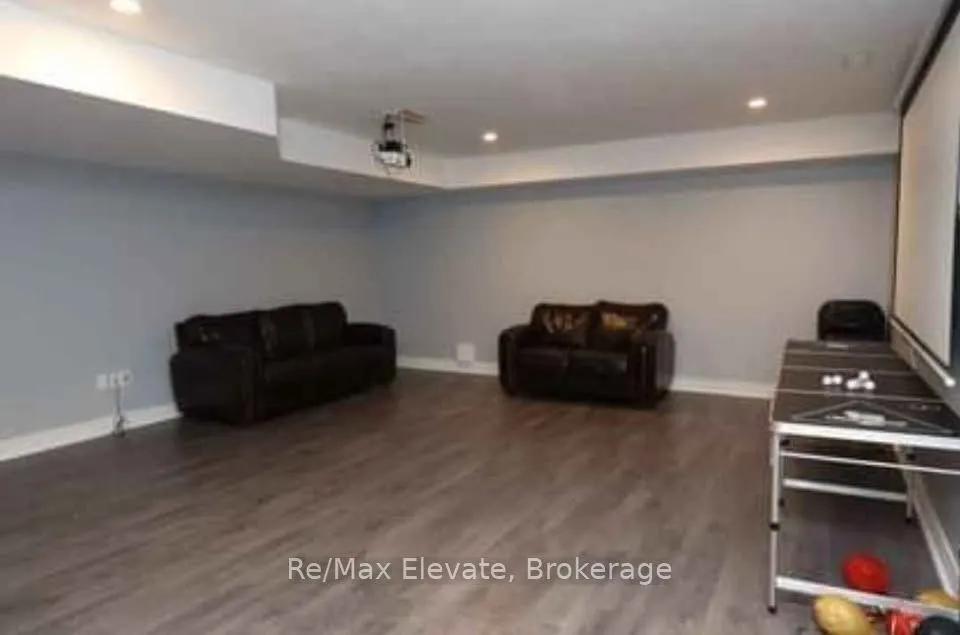 208 Carriage Way