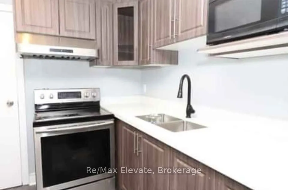208 Carriage Way
