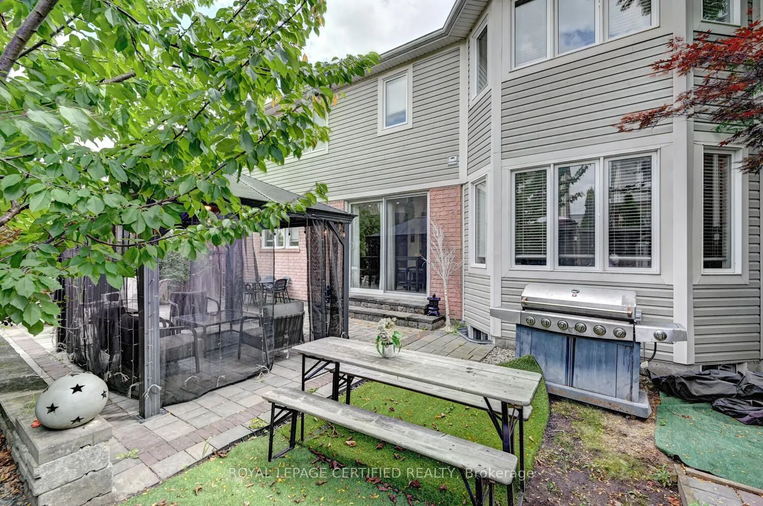 59 Apple Drive