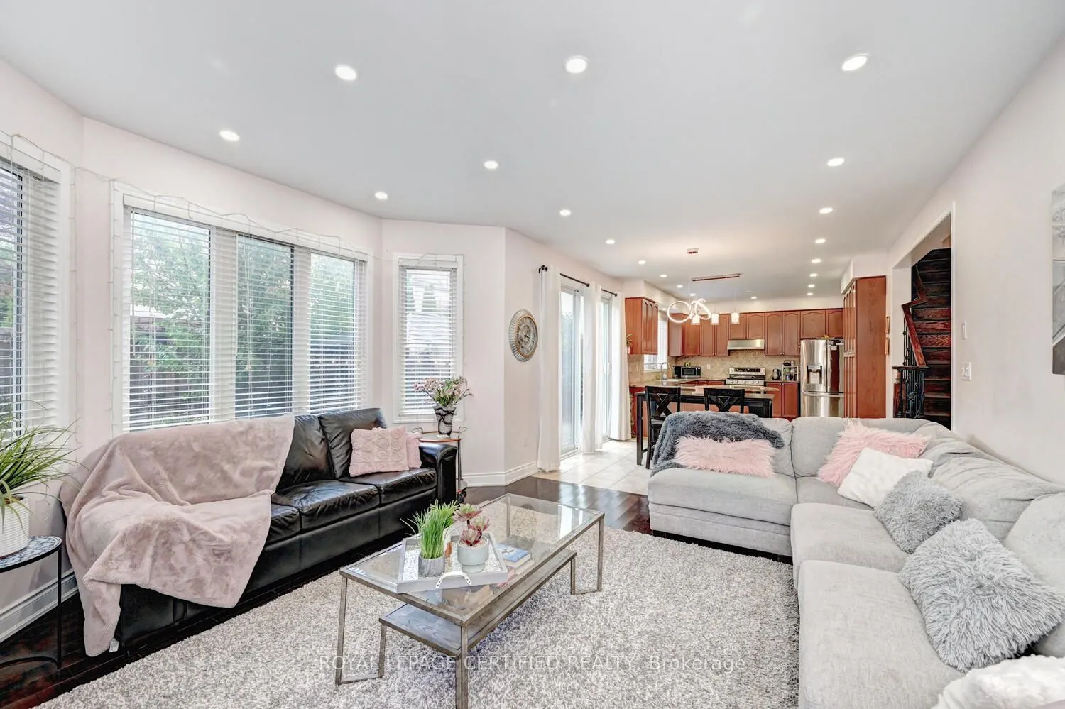 59 Apple Drive