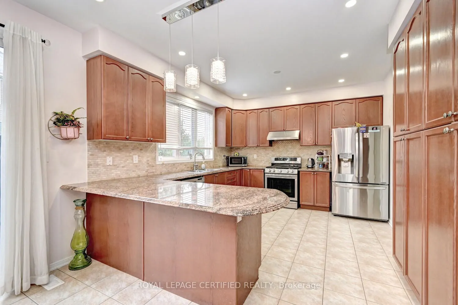 59 Apple Drive
