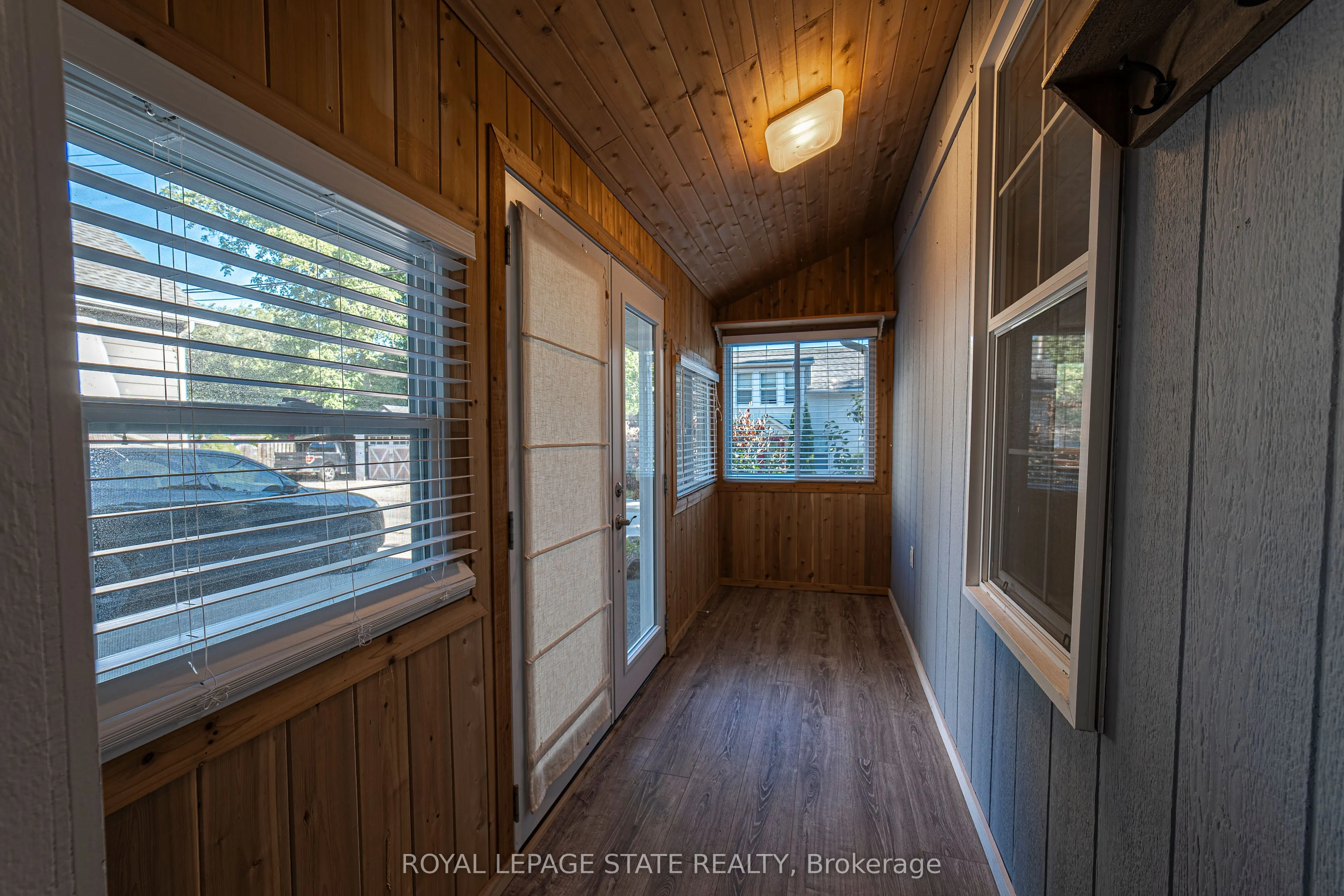 12 Maple Avenue