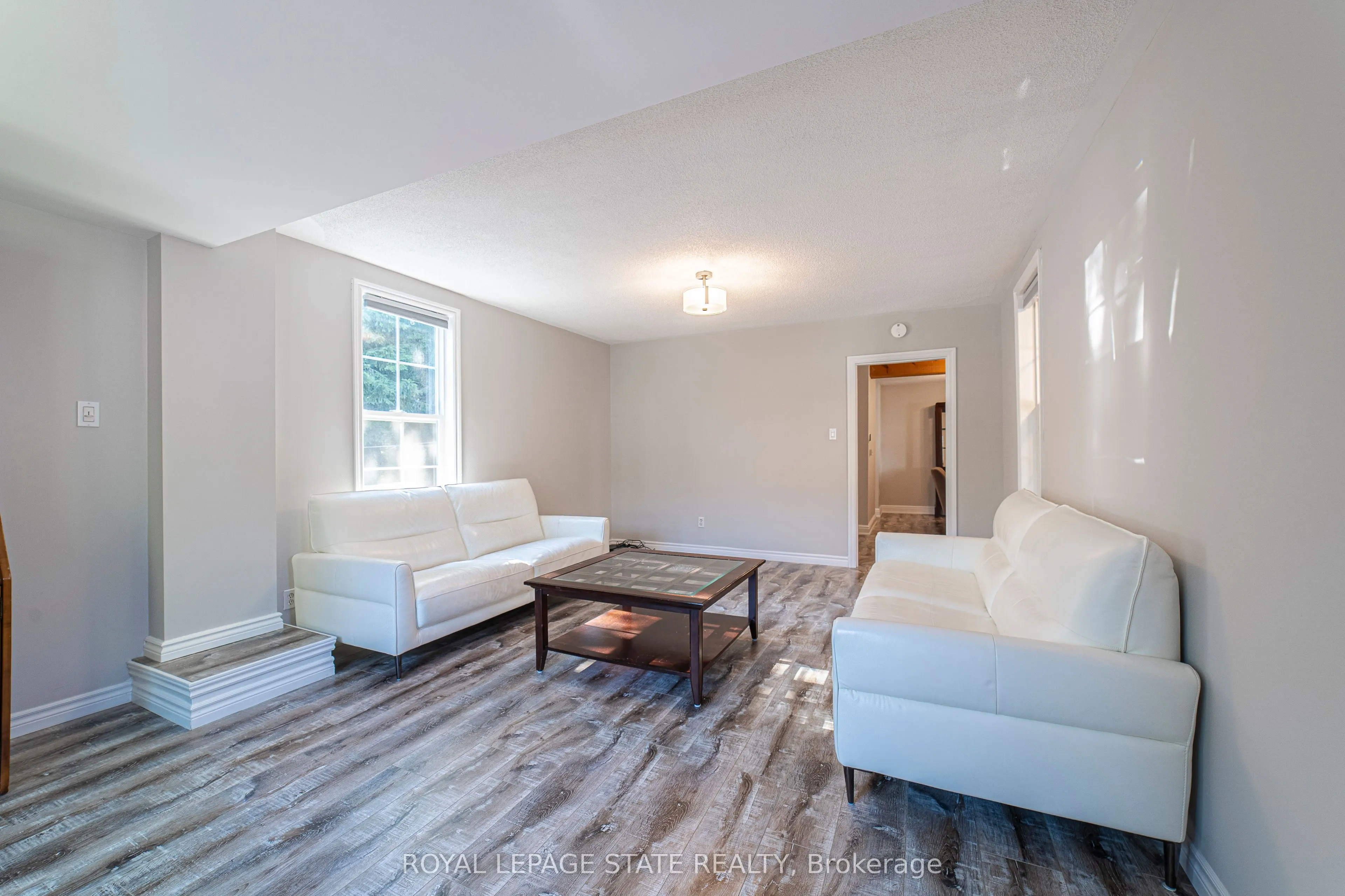 12 Maple Avenue