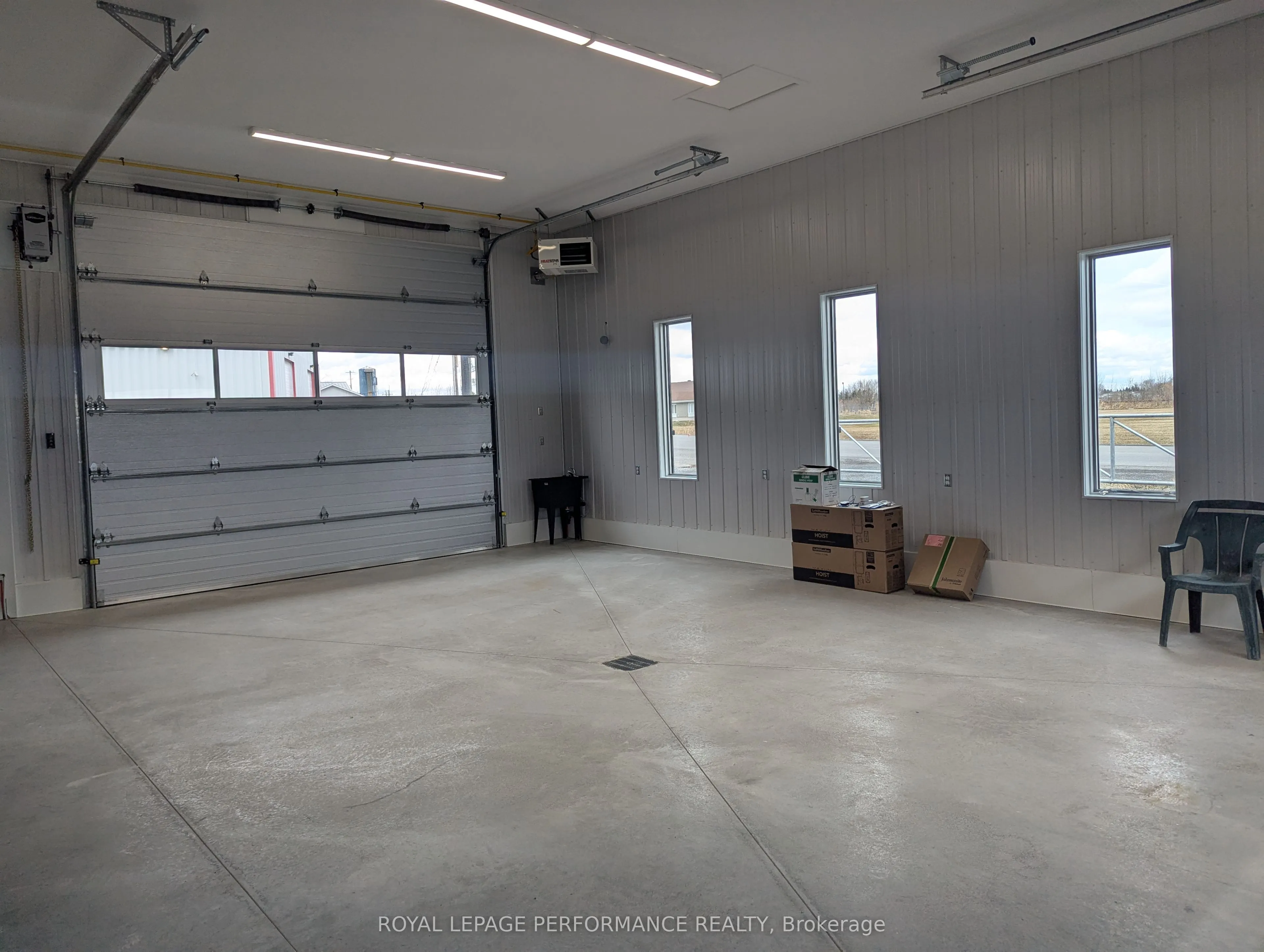 45 Industriel Street