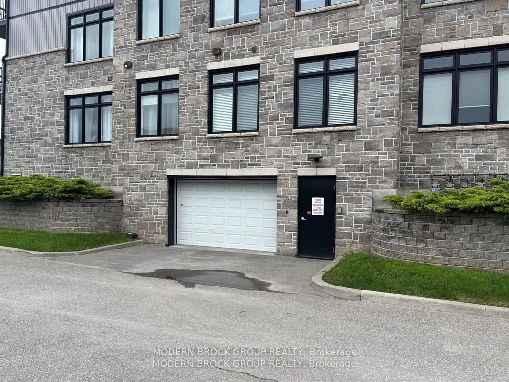 1109 Millwood Avenue, #103