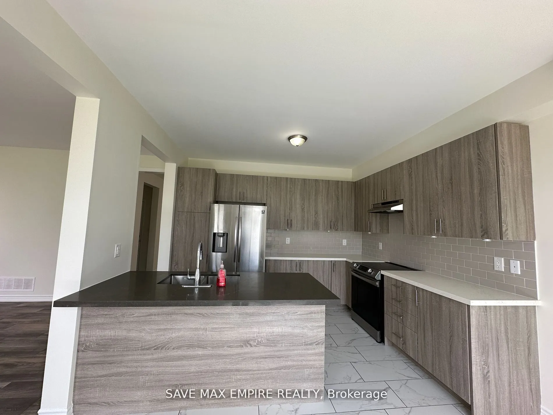 1499 MARINA Drive