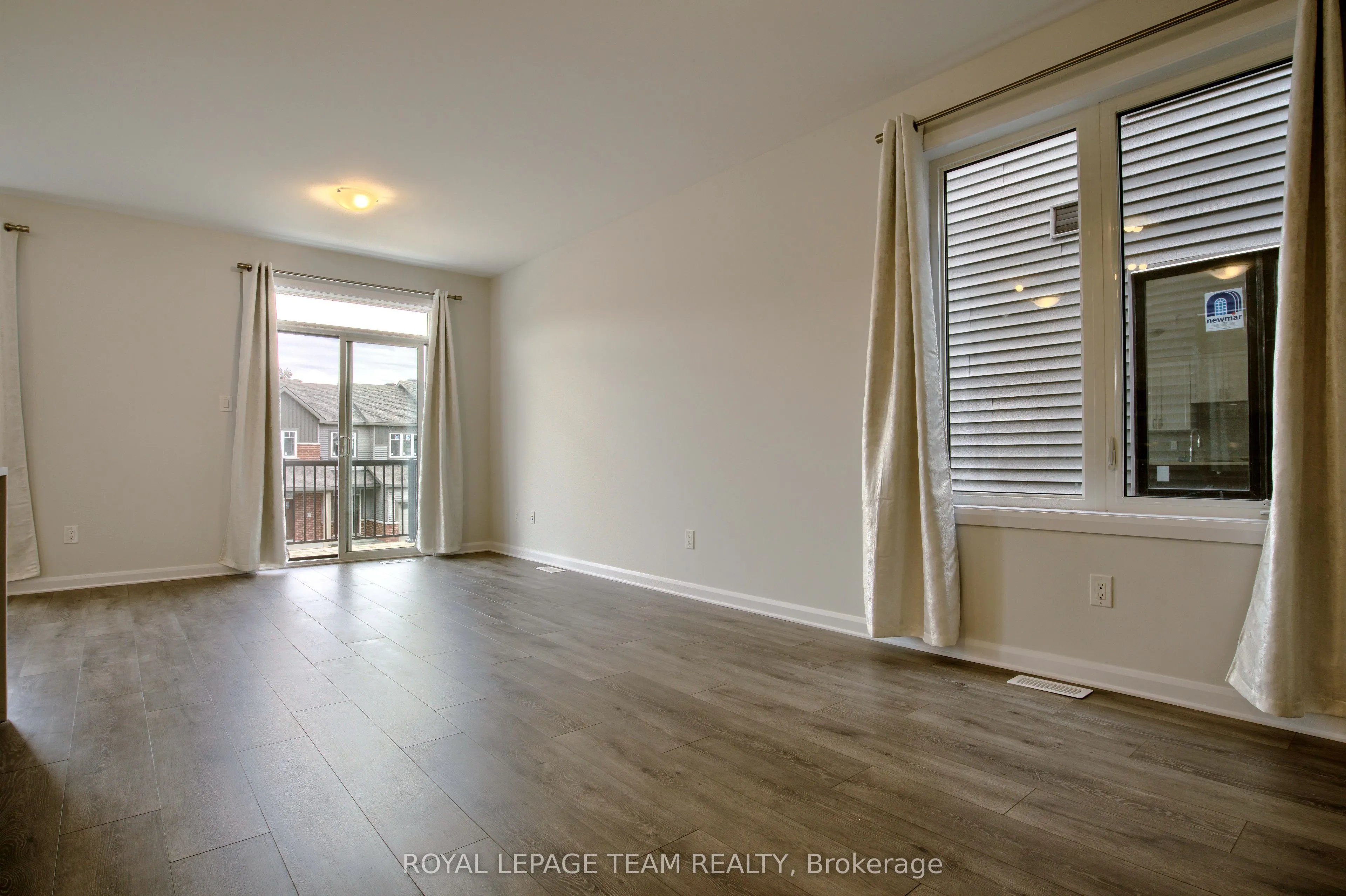 280 Elsie Macgill Walk