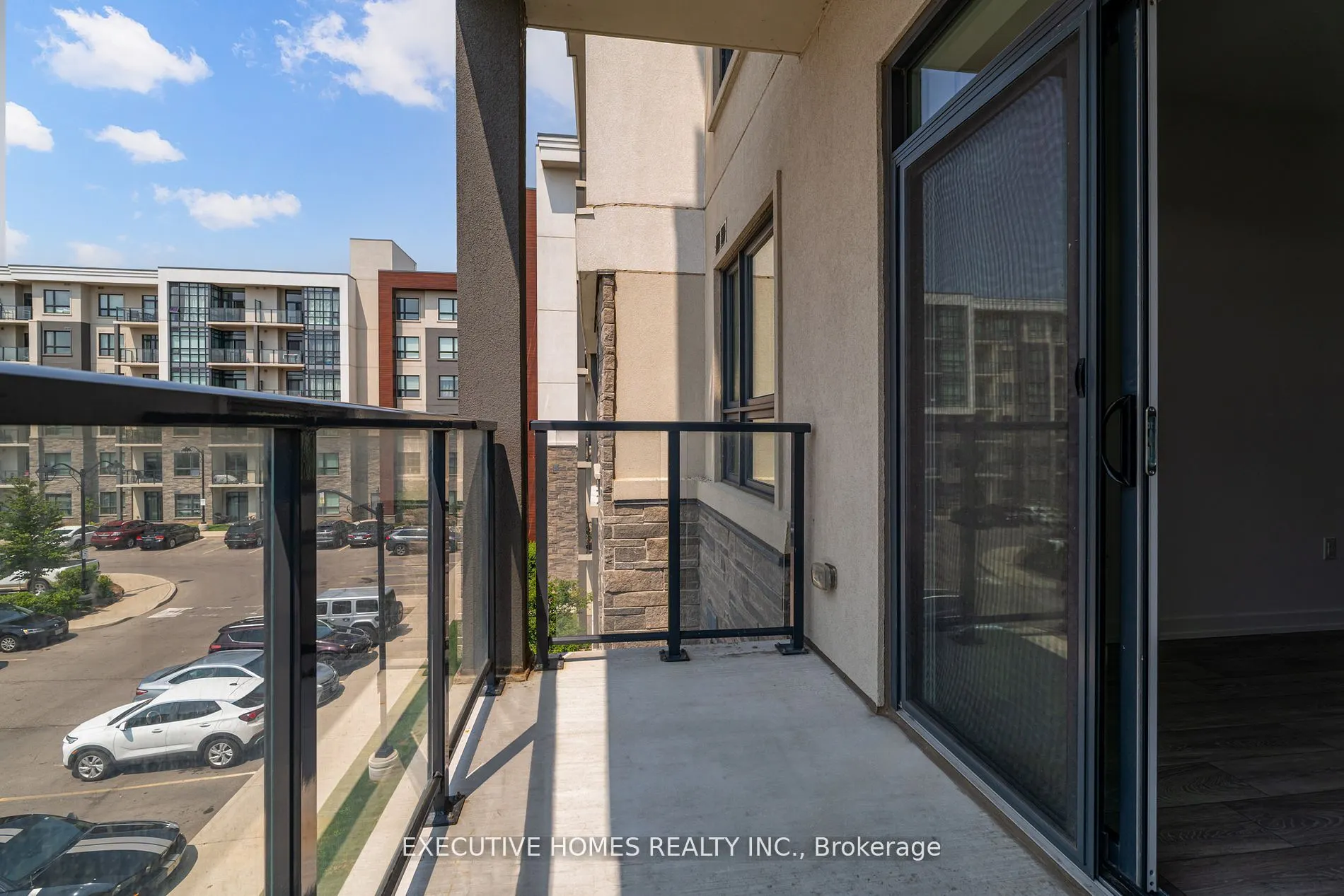 101 SHOREVIEW Place, #327